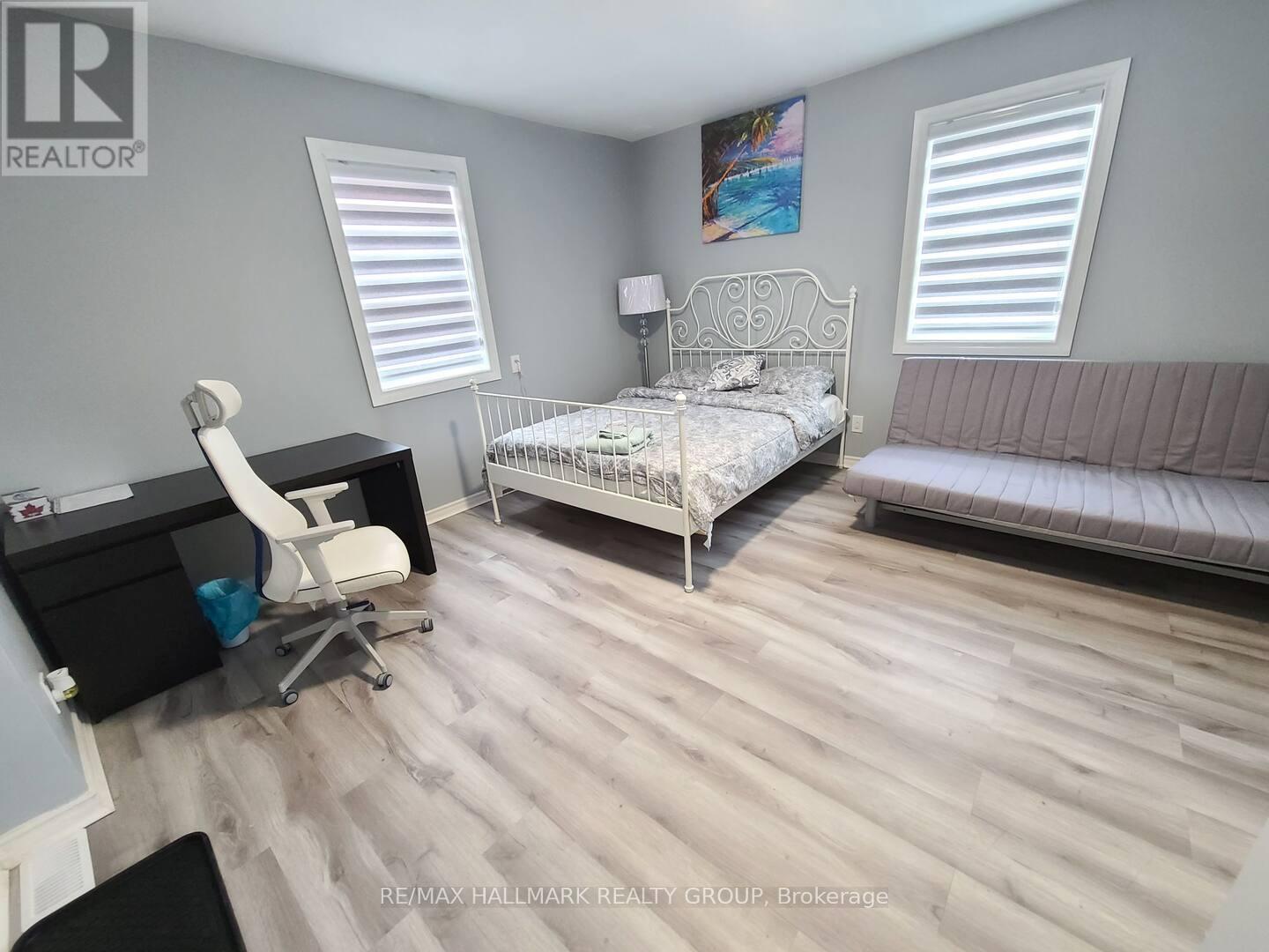 474 Somerset Street W Property Photo 29