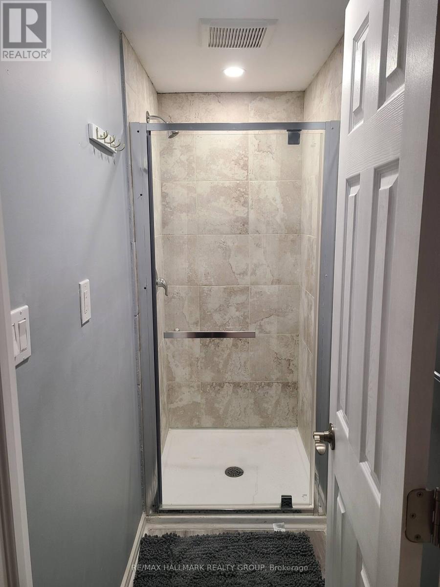 474 Somerset Street W Property Photo 32
