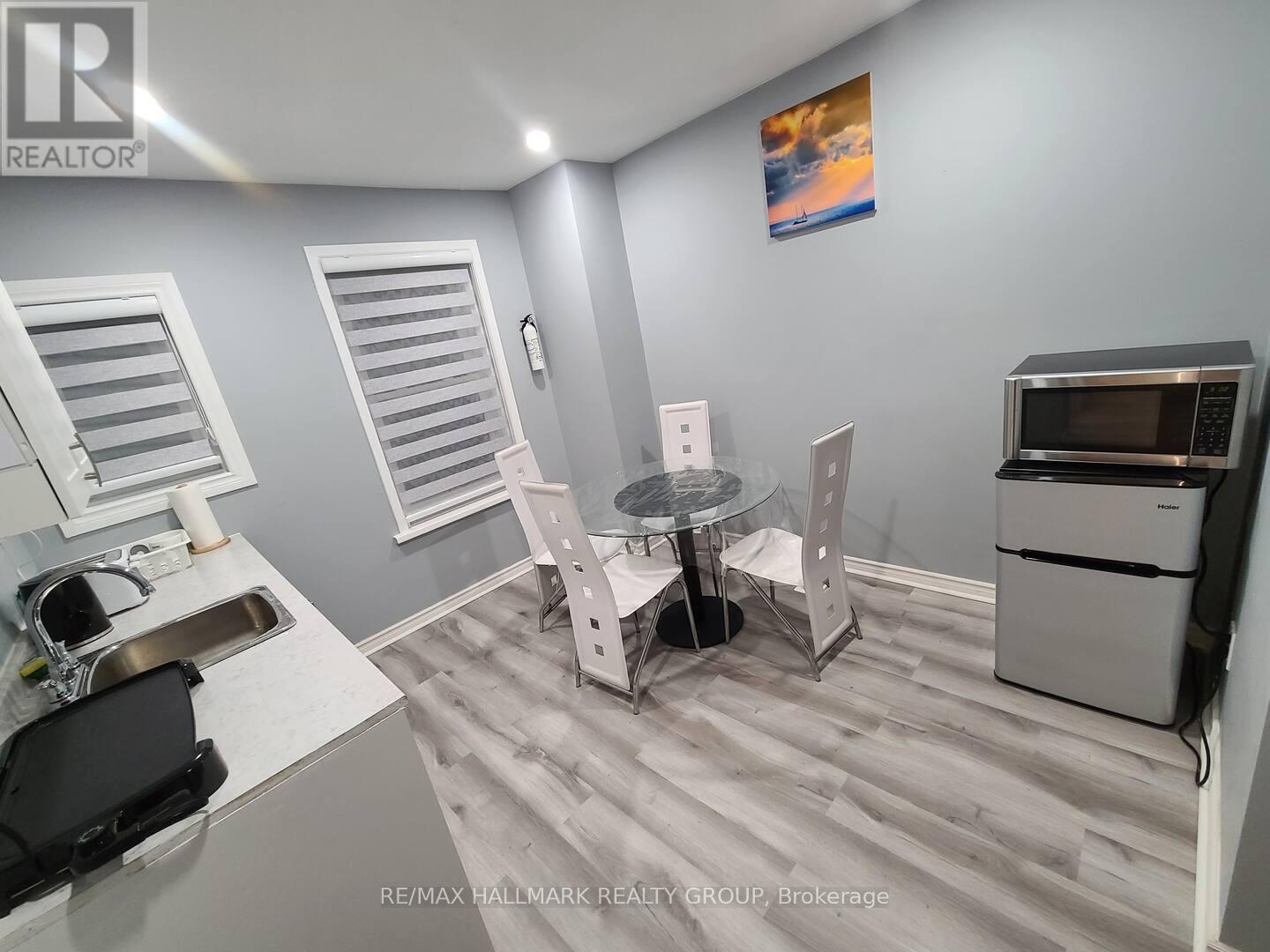 474 Somerset Street W Property Photo 35