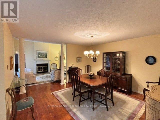 40 - 60 Fiddlers Green Road Property Photo 6