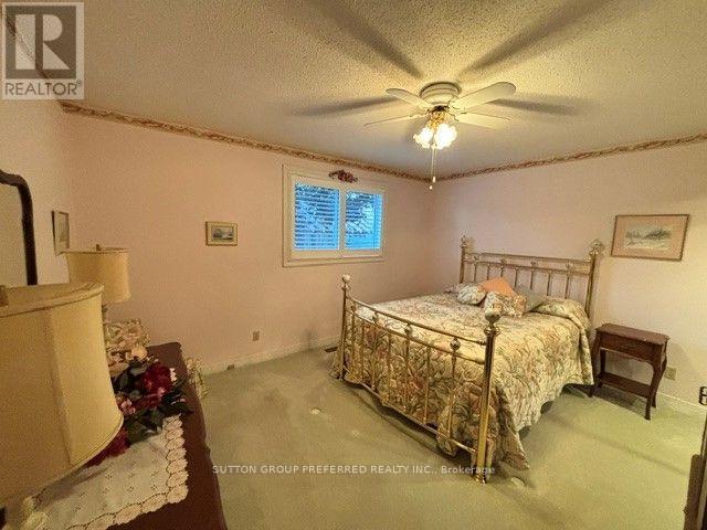 40 - 60 Fiddlers Green Road Property Photo 13