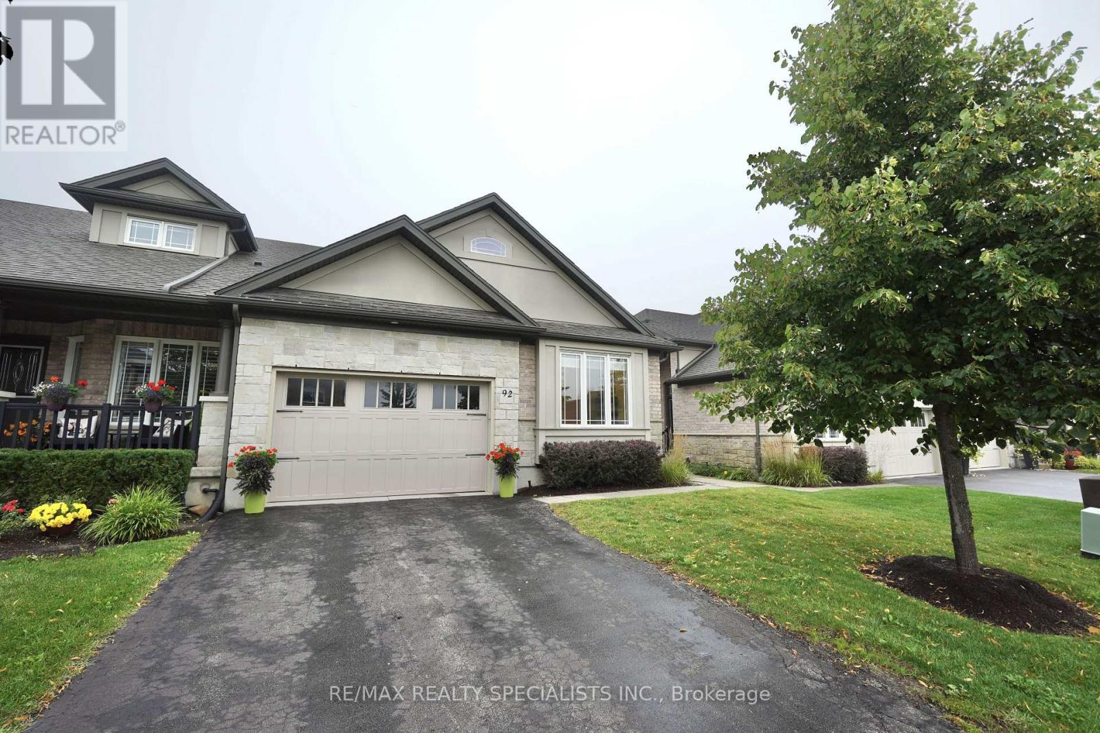 92 ABERDEEN STREET Property Photo 1