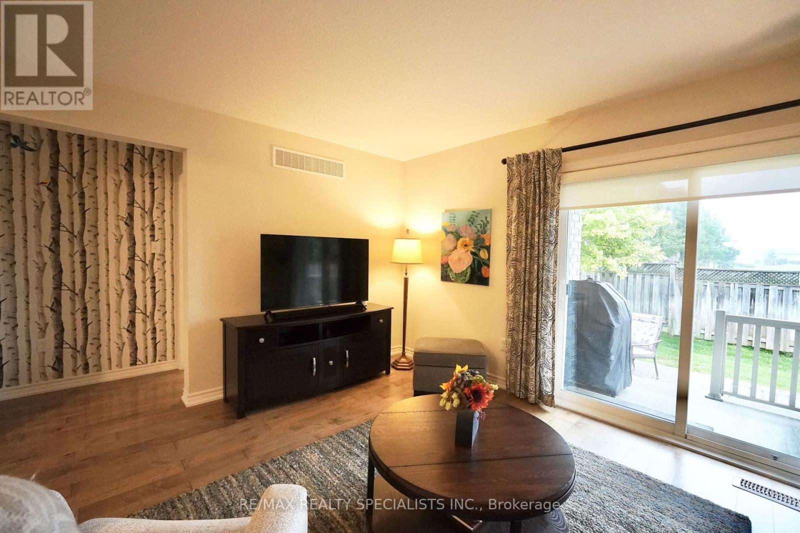 92 Aberdeen Street Property Photo 29