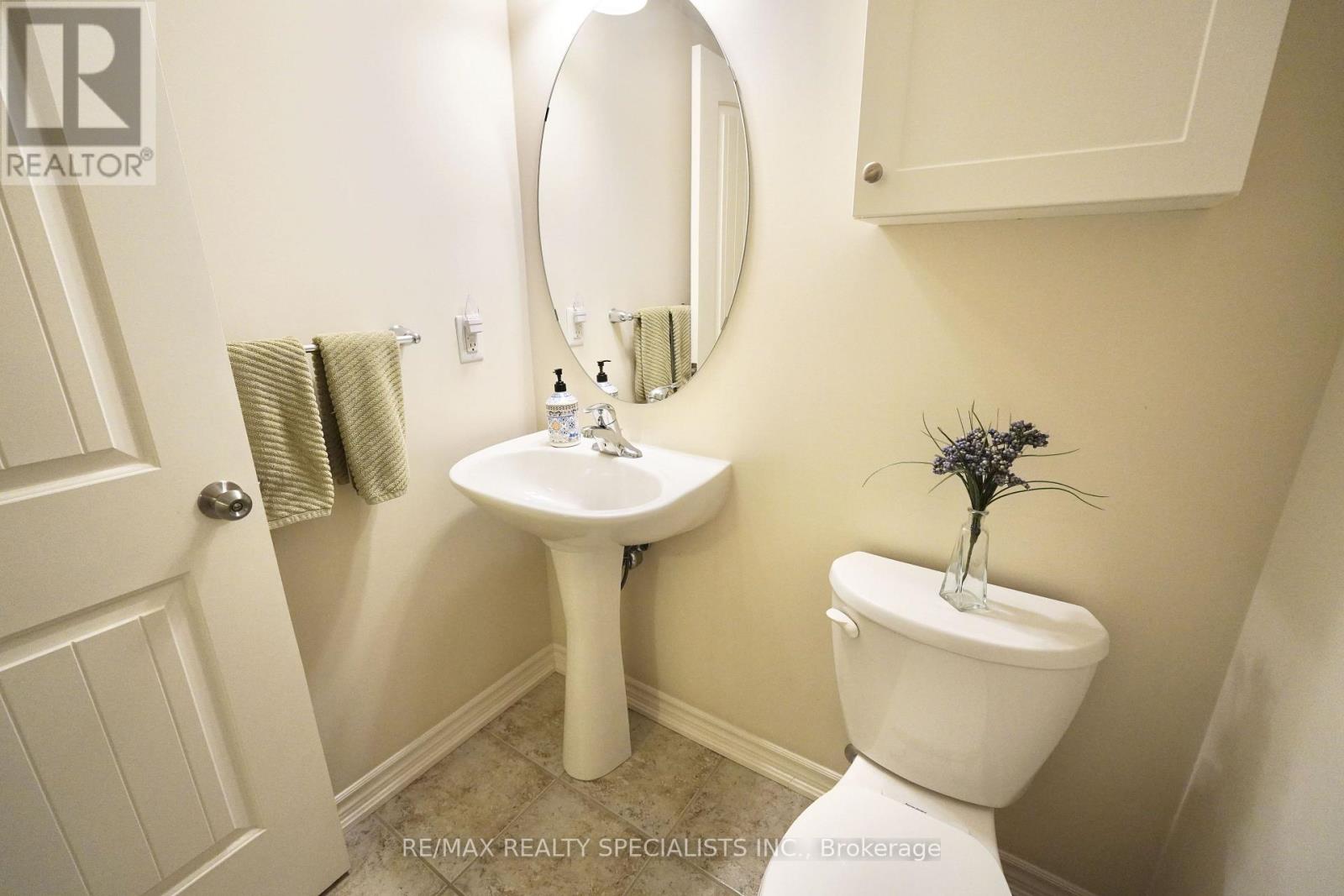 92 Aberdeen Street Property Photo 38