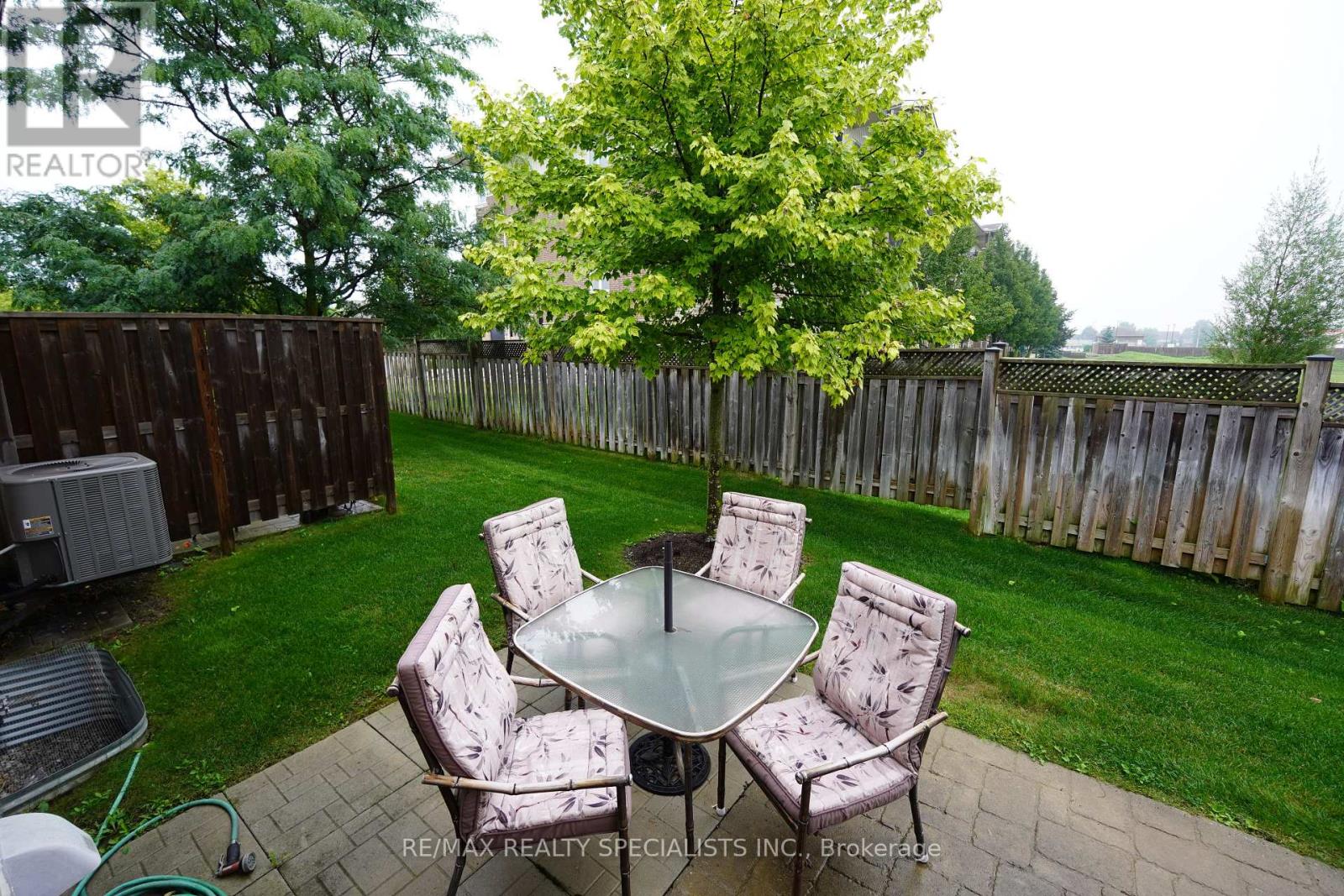 92 Aberdeen Street Property Photo 43