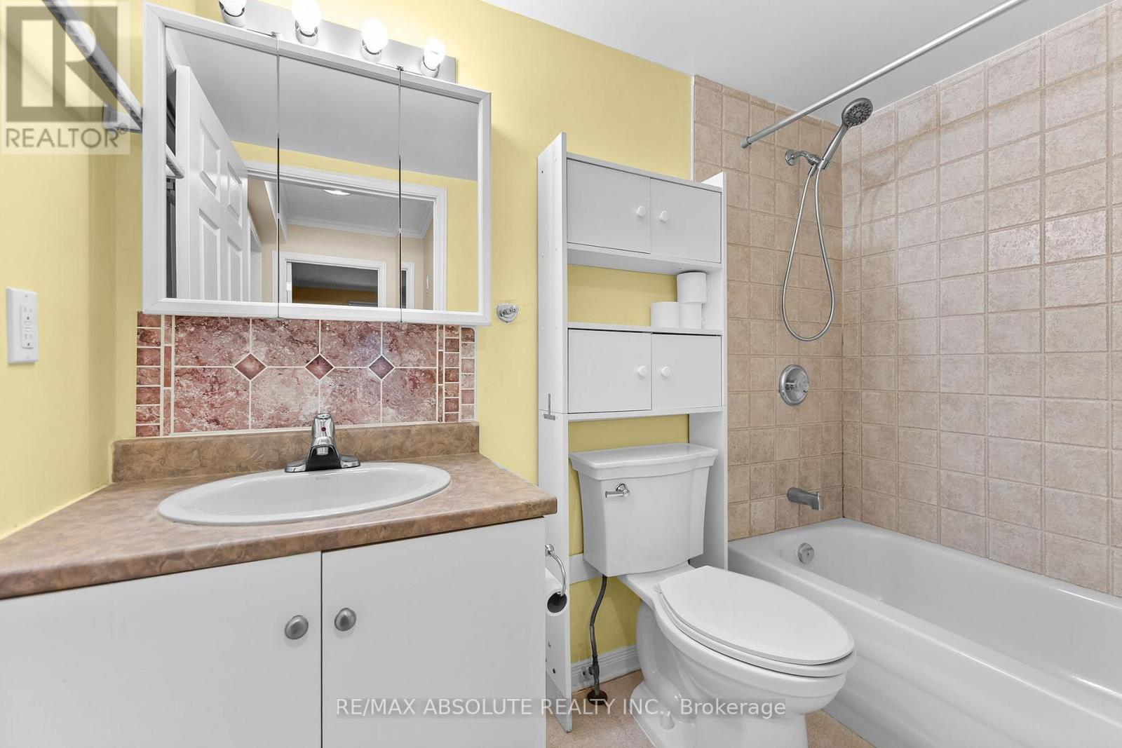 107 - 16 Sheffield Street Property Photo 14