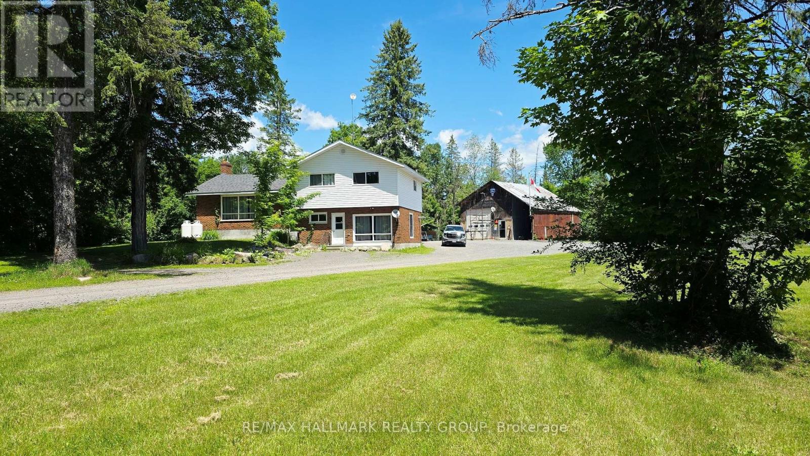 4318 Stonecrest Road Property Photo 1