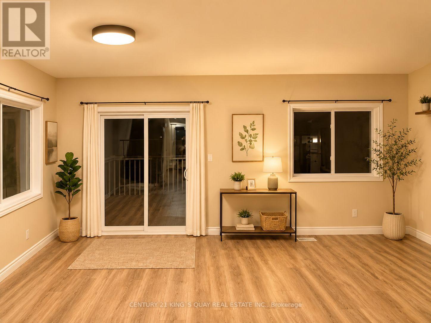 5 Ledgerock Court Property Photo 4