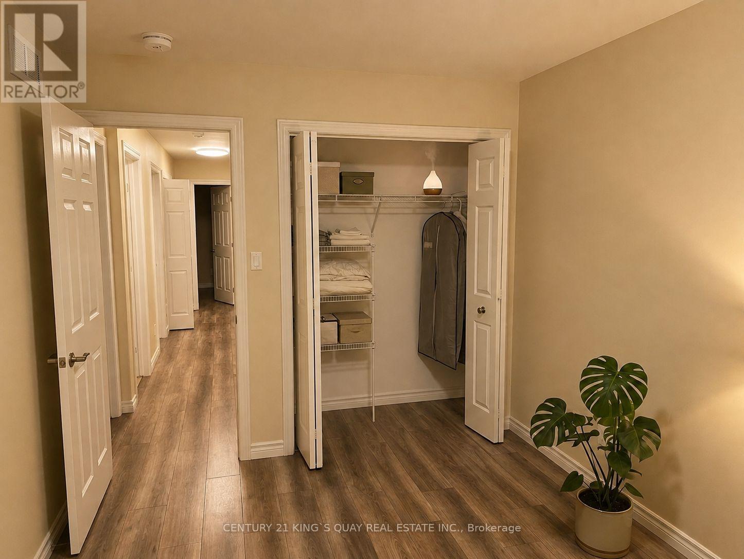5 Ledgerock Court Property Photo 8
