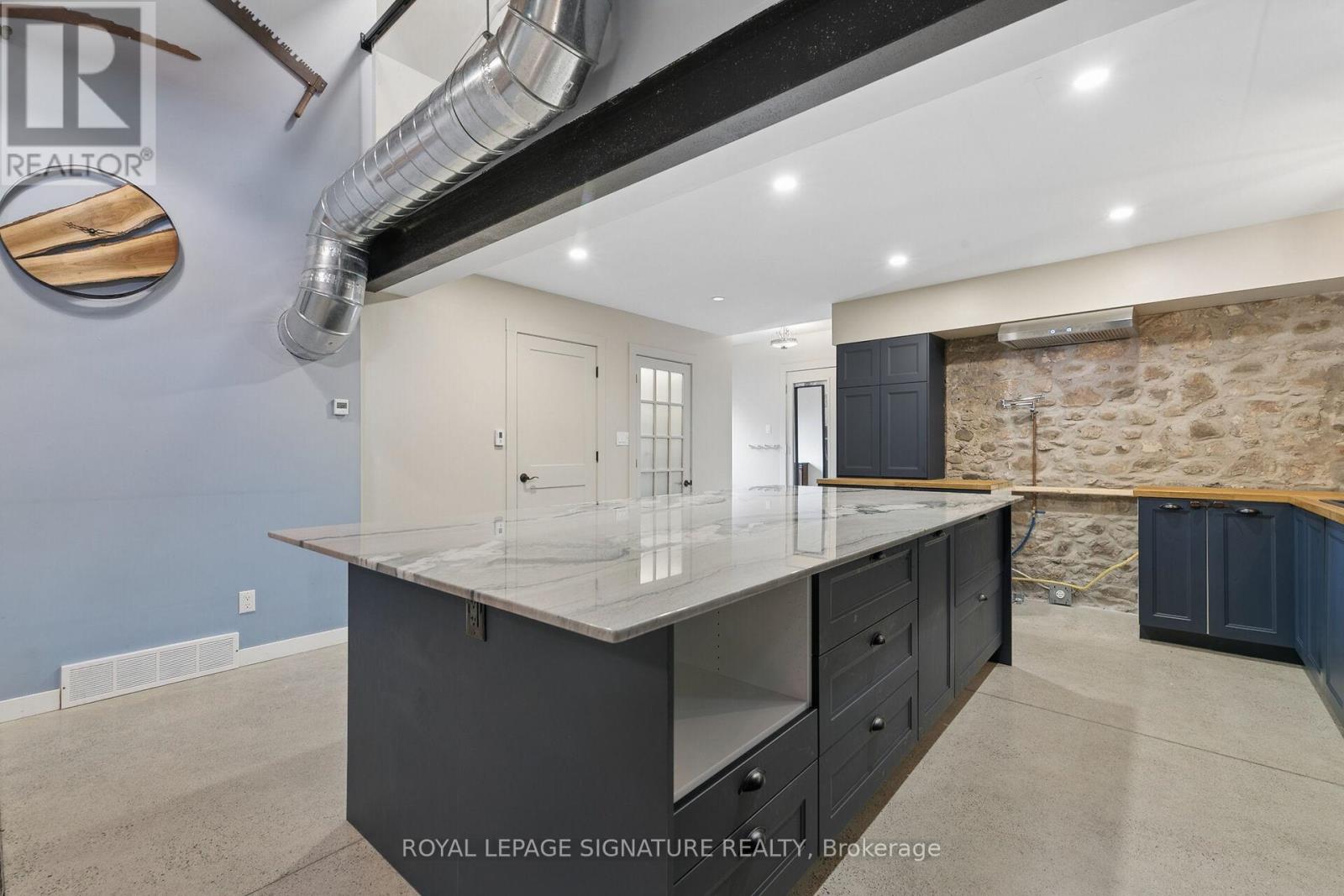 24 Davidson Street Property Photo 6
