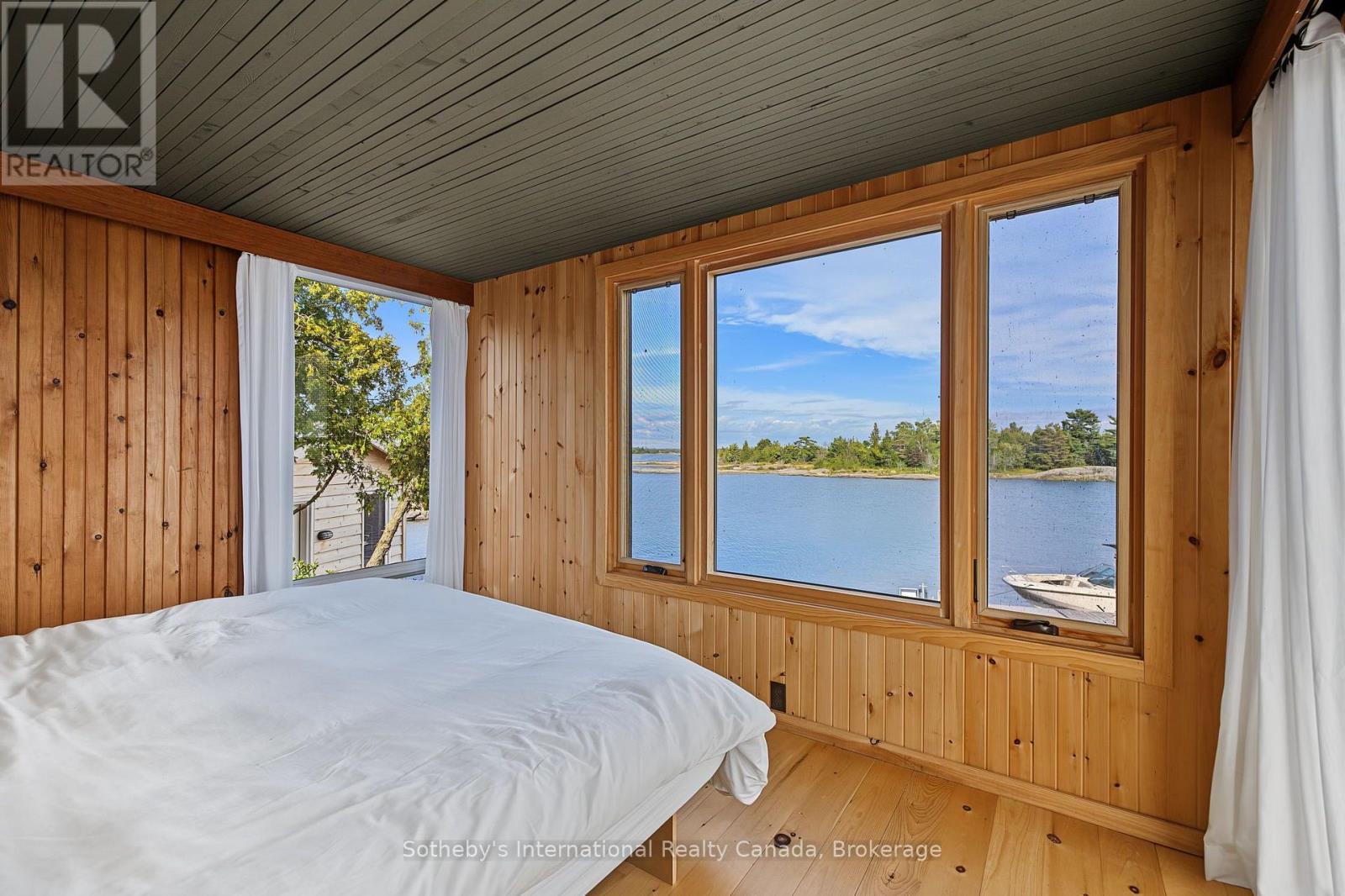 1 Island 352c Property Photo 19