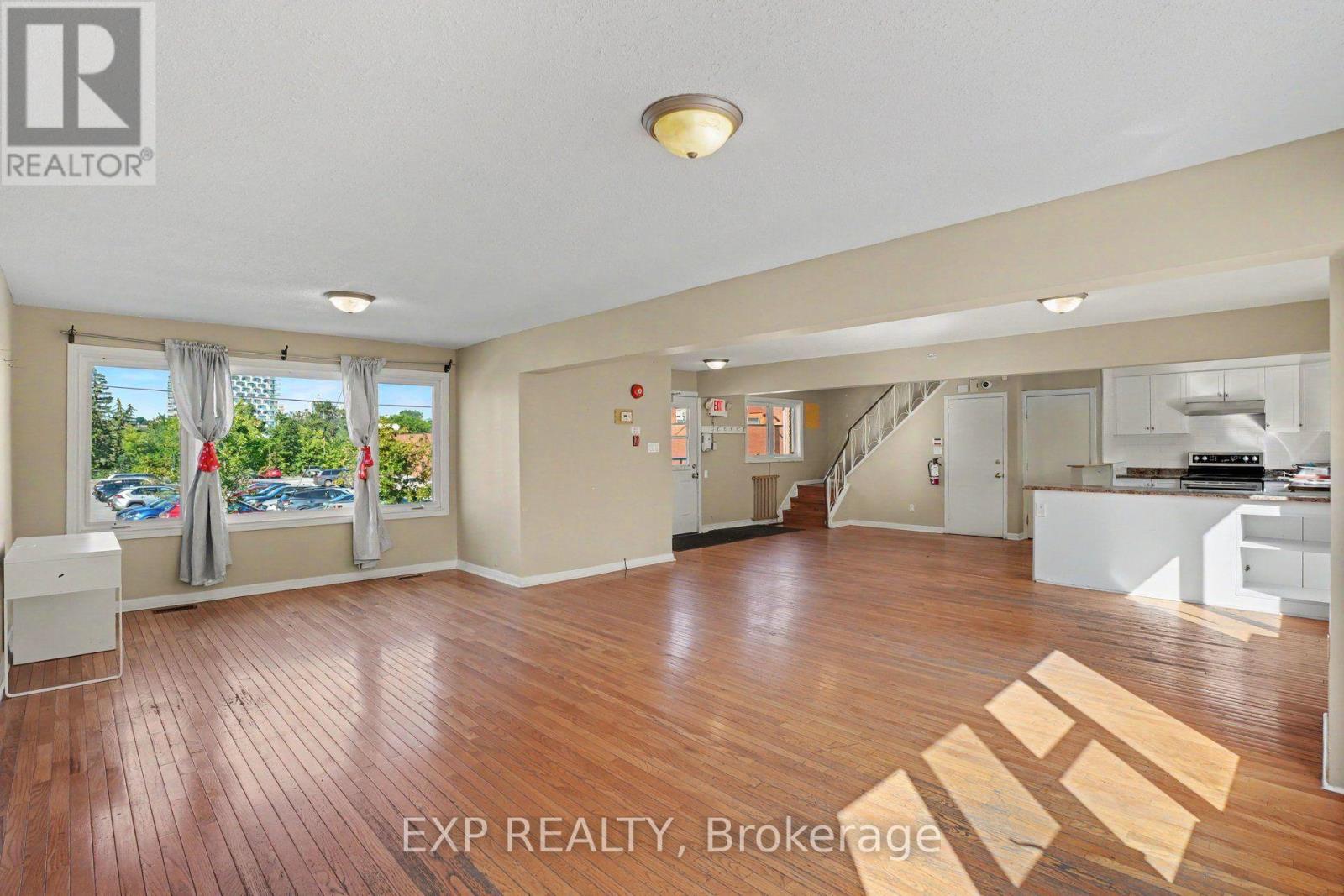 297 Savard Avenue E Property Photo 5