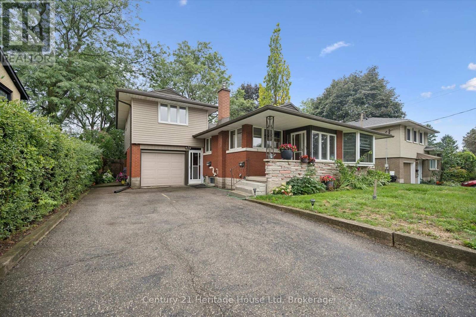 146 Cornell Avenue Property Photo 3