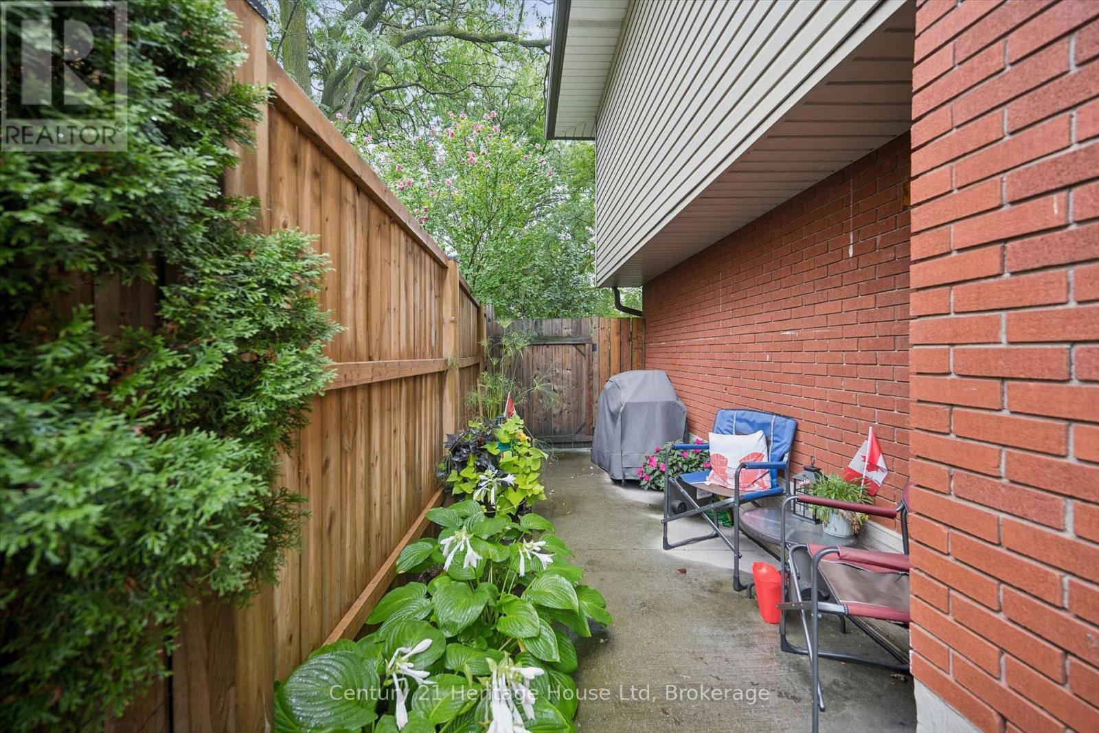 146 Cornell Avenue Property Photo 5