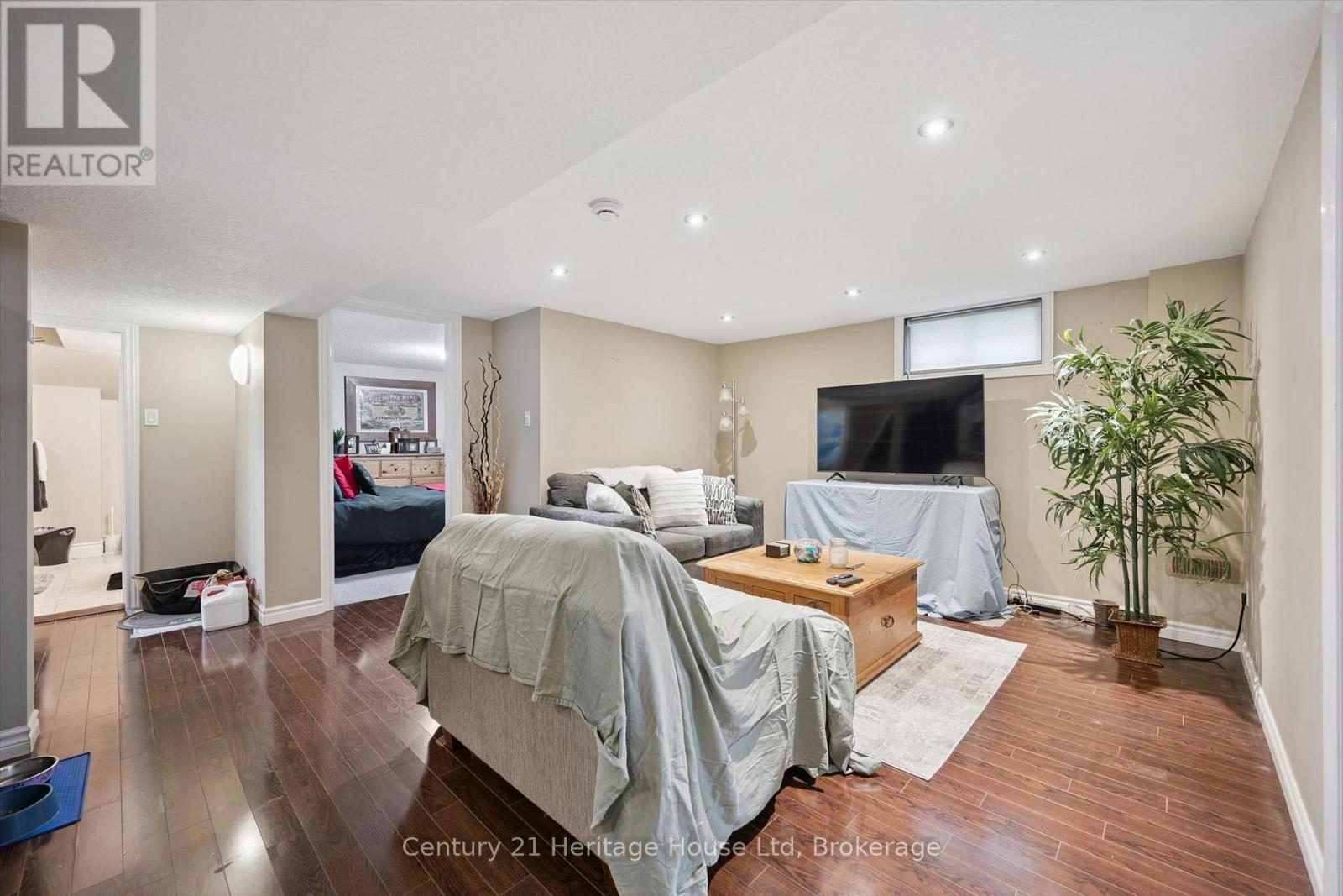 146 Cornell Avenue Property Photo 30