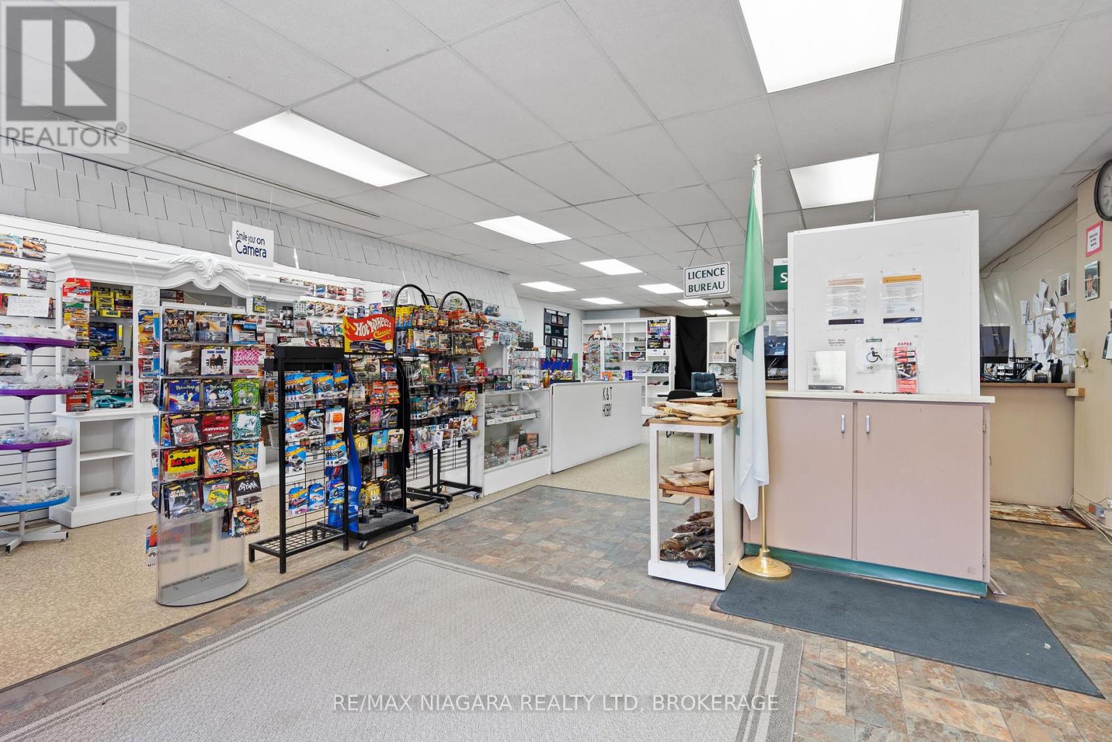 216 King Street Property Photo 11