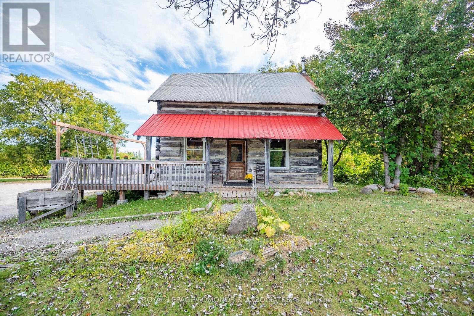 8744 Hwy 60 Highway Property Photo 1