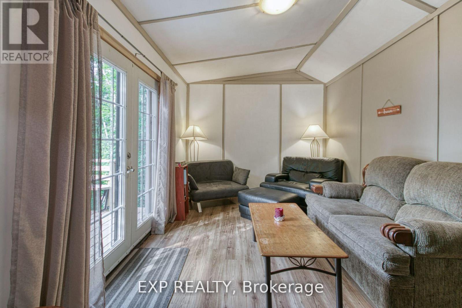 725 Lochhead Drive Property Photo 26