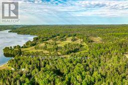 725 Lochhead Drive Property Photo 38