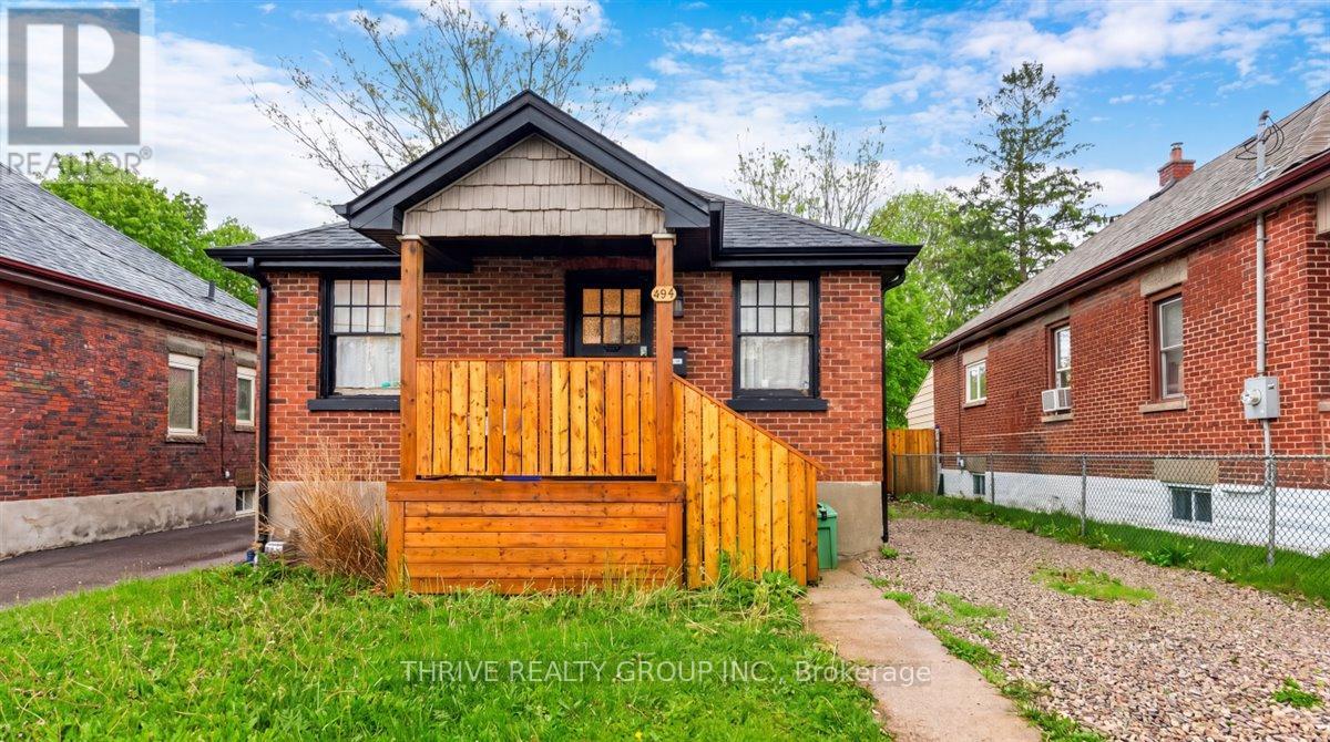 494 HIGHBURY AVENUE N Property Photo 1