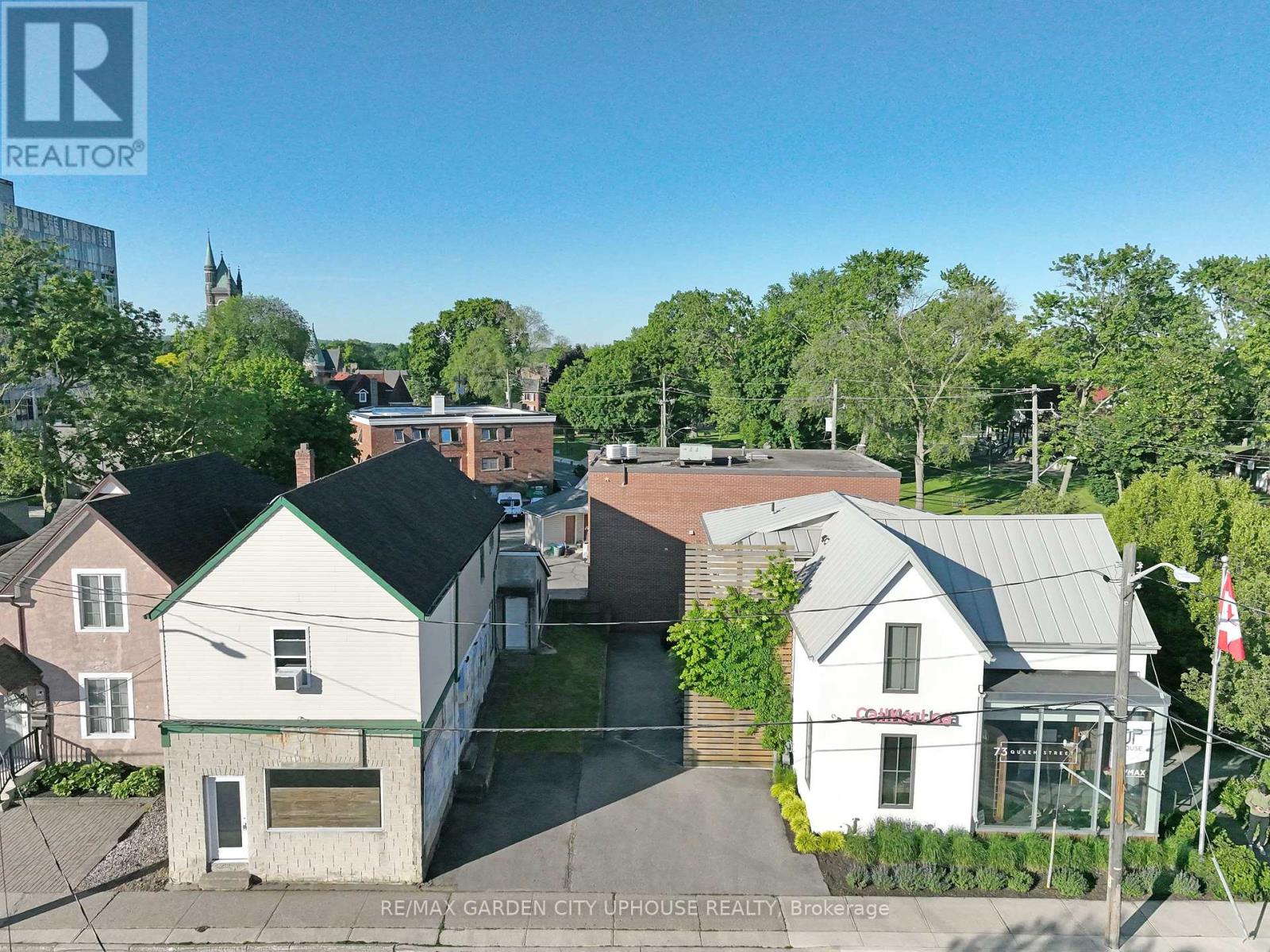 71 Queen Street Property Photo 3