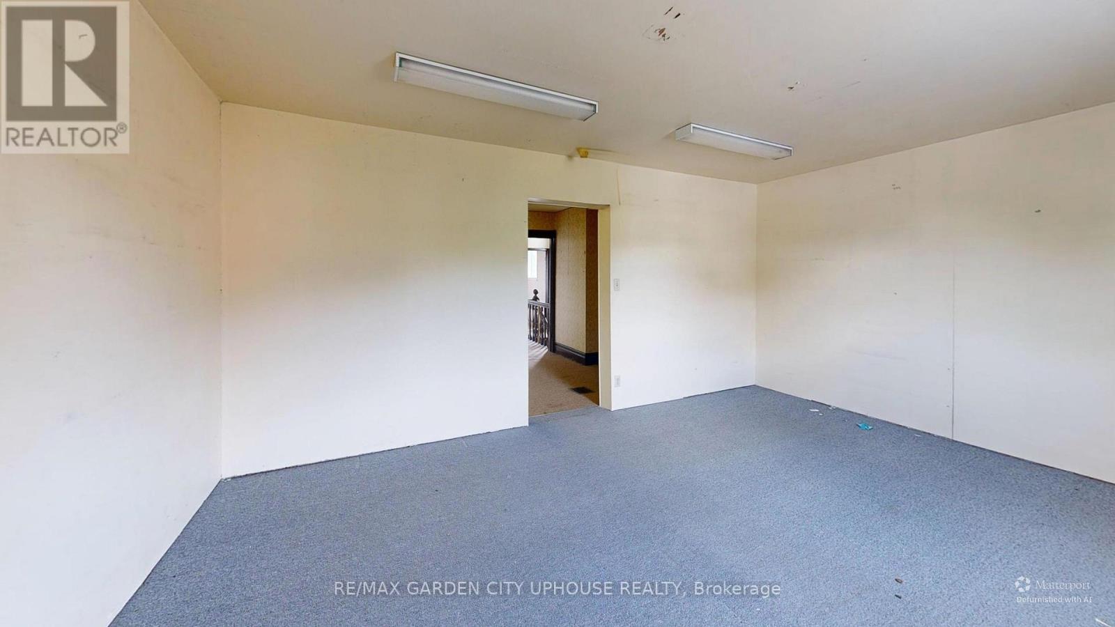 71 Queen Street Property Photo 10