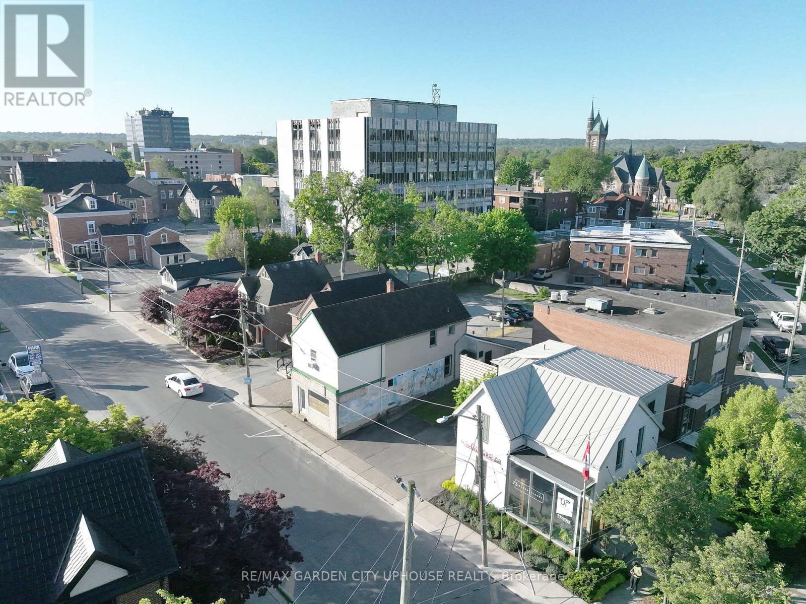 71 Queen Street Property Photo 14
