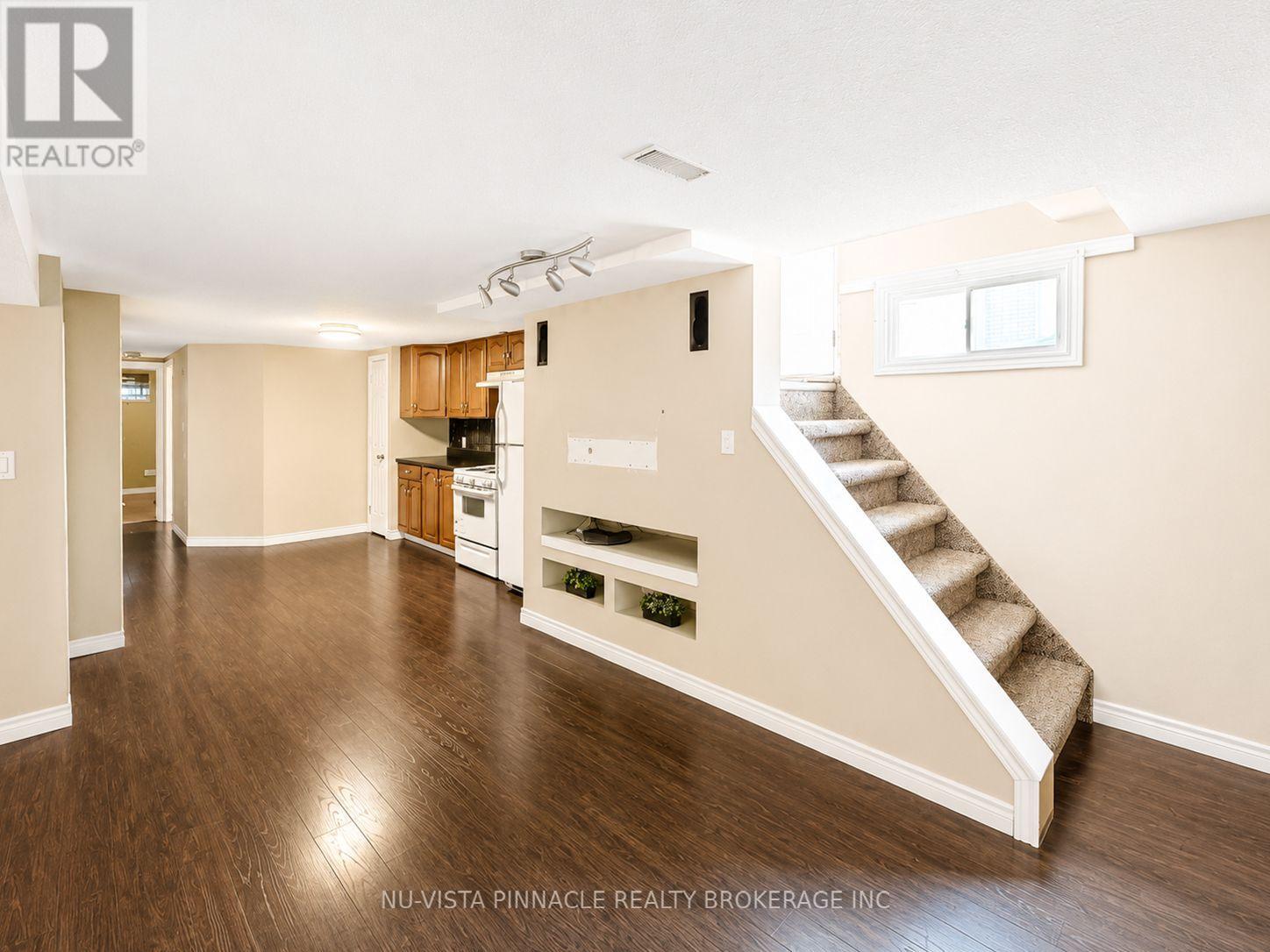 15 Gregory Place Property Photo 20
