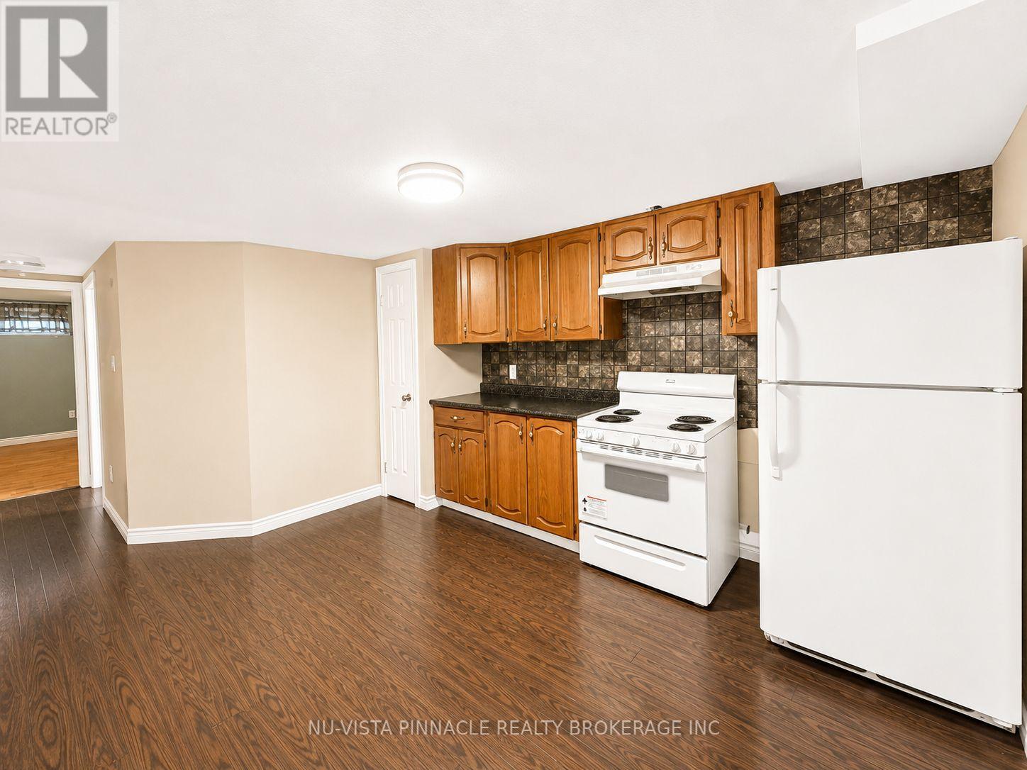 15 Gregory Place Property Photo 23