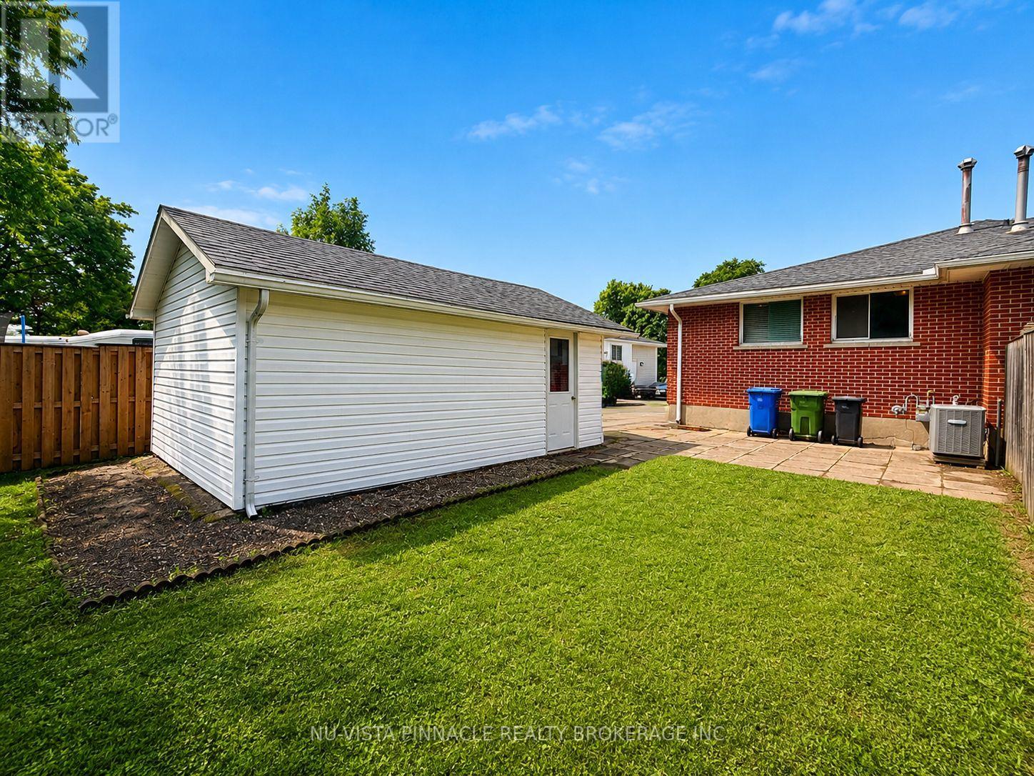 15 Gregory Place Property Photo 32