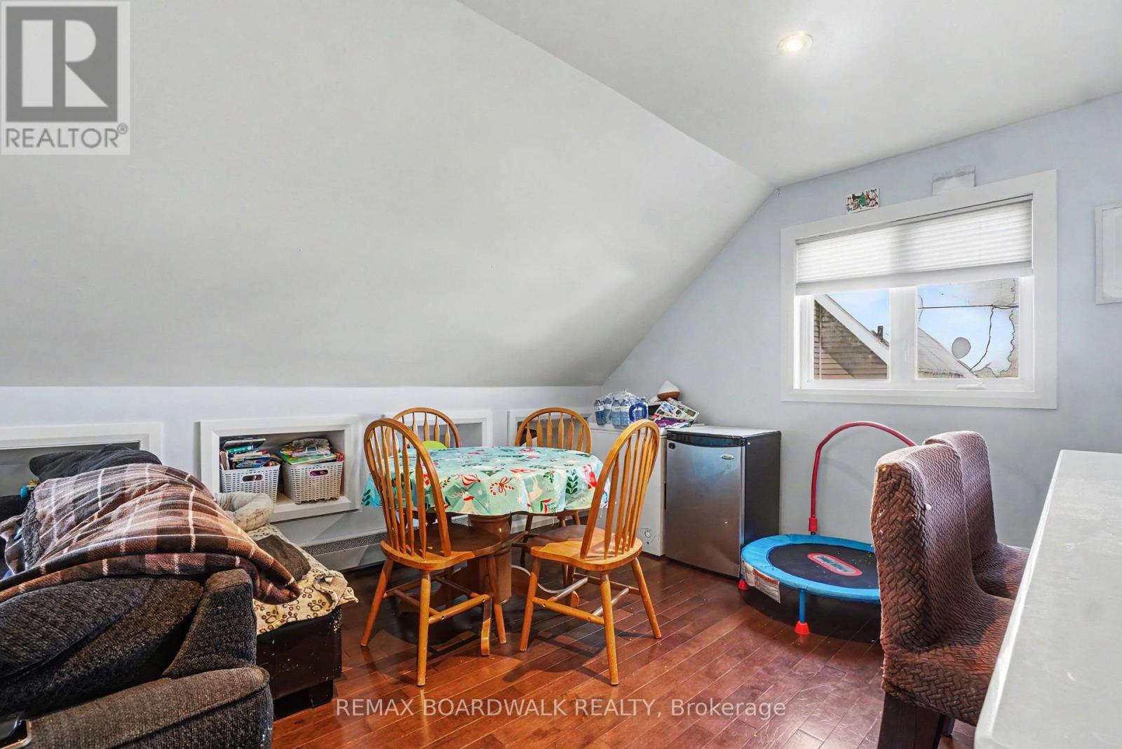 683 Principale Street Property Photo 28