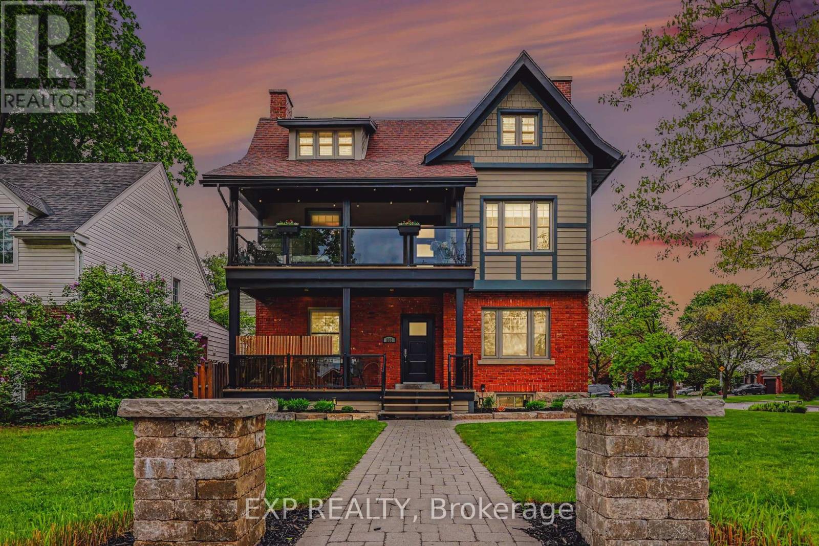 559 PARKDALE AVENUE Property Photo 1
