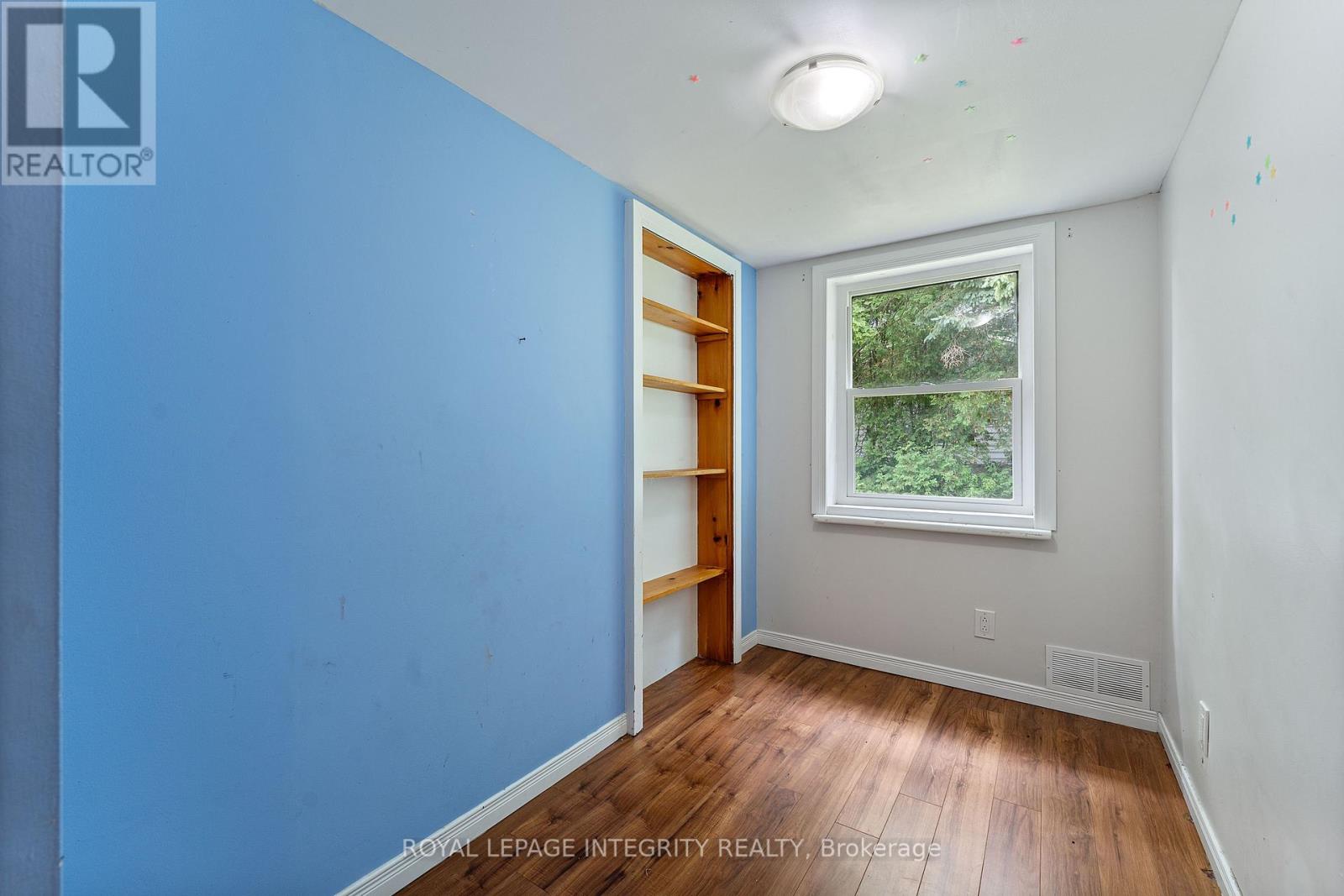 3823 Drouin Road Property Photo 15