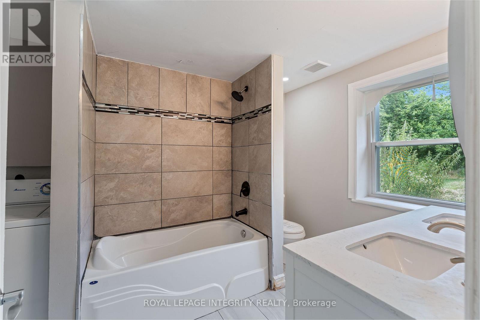 3823 Drouin Road Property Photo 28