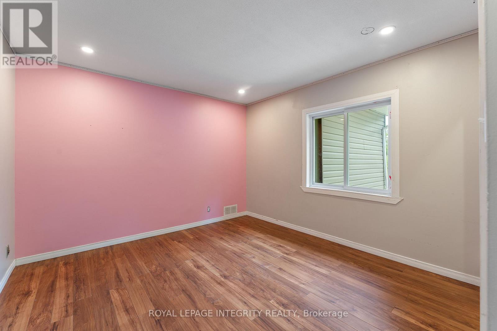 3823 Drouin Road Property Photo 32