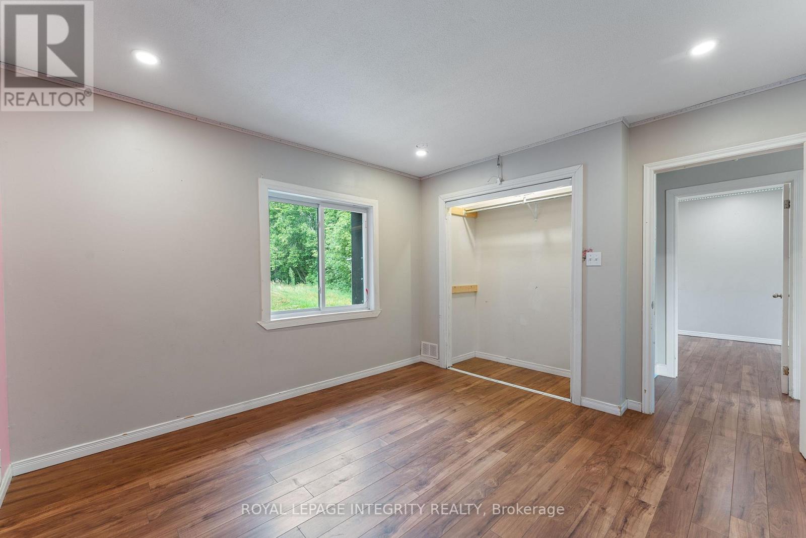 3823 Drouin Road Property Photo 33