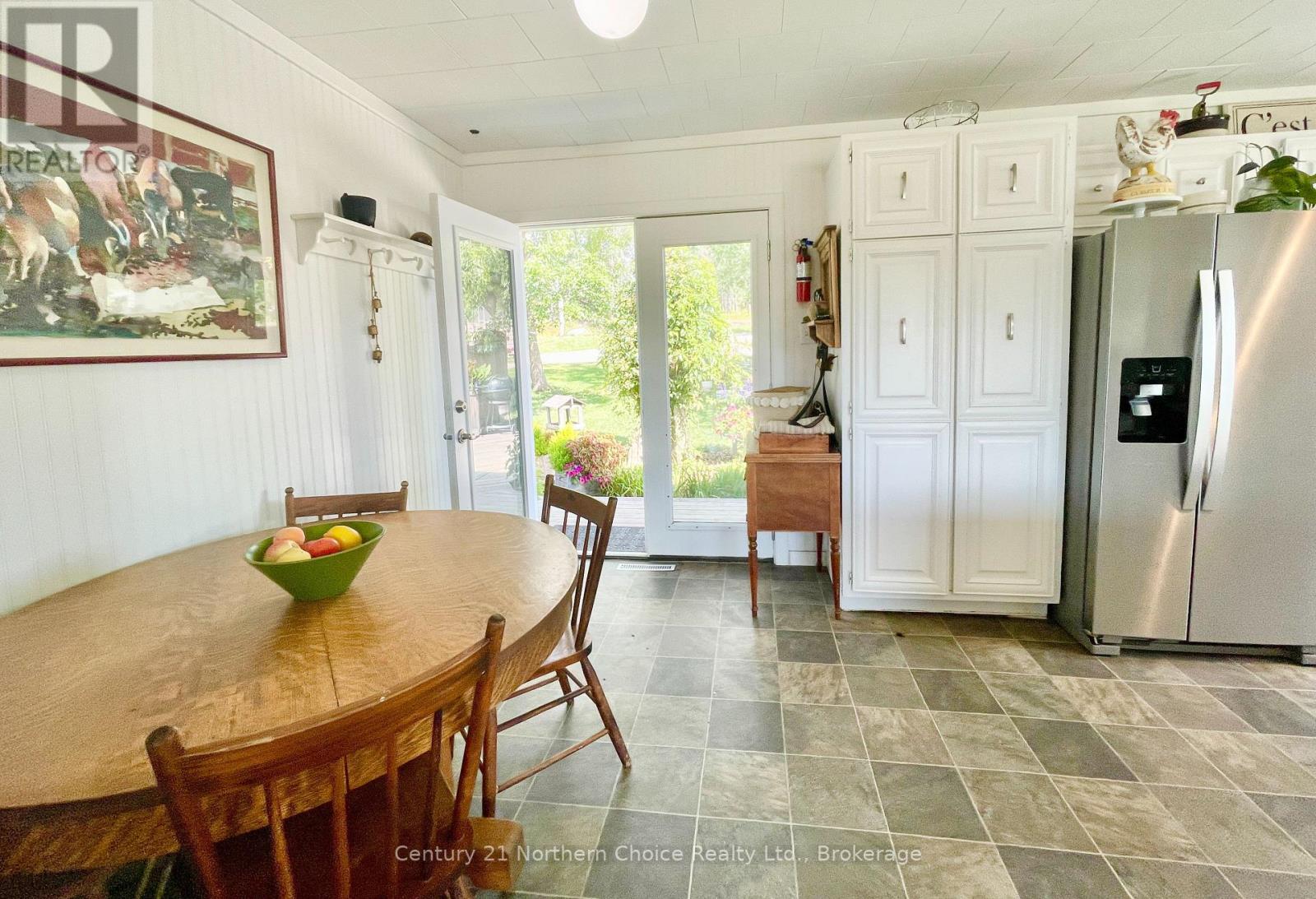 1207 594 Highway Property Photo 12
