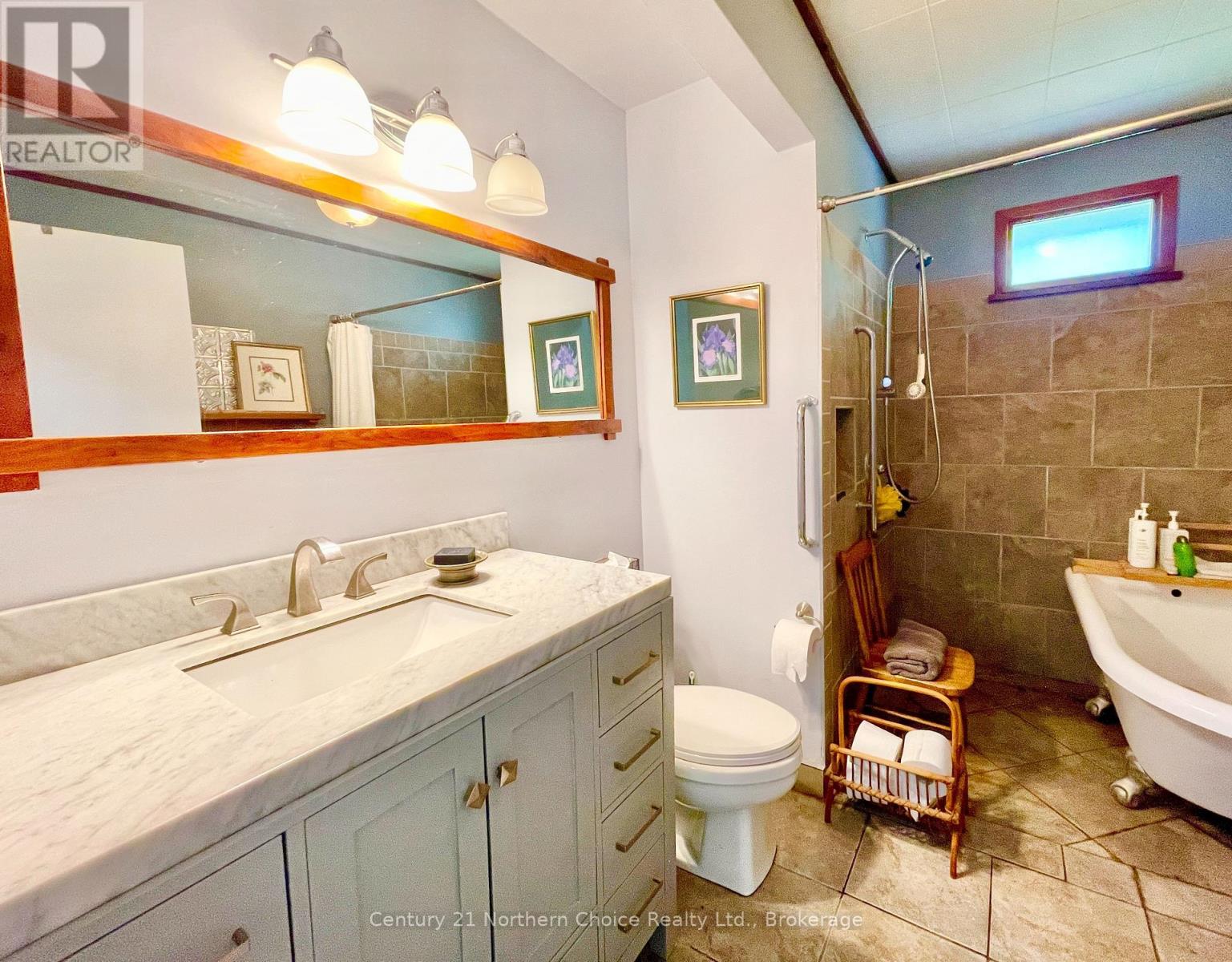 1207 594 Highway Property Photo 23