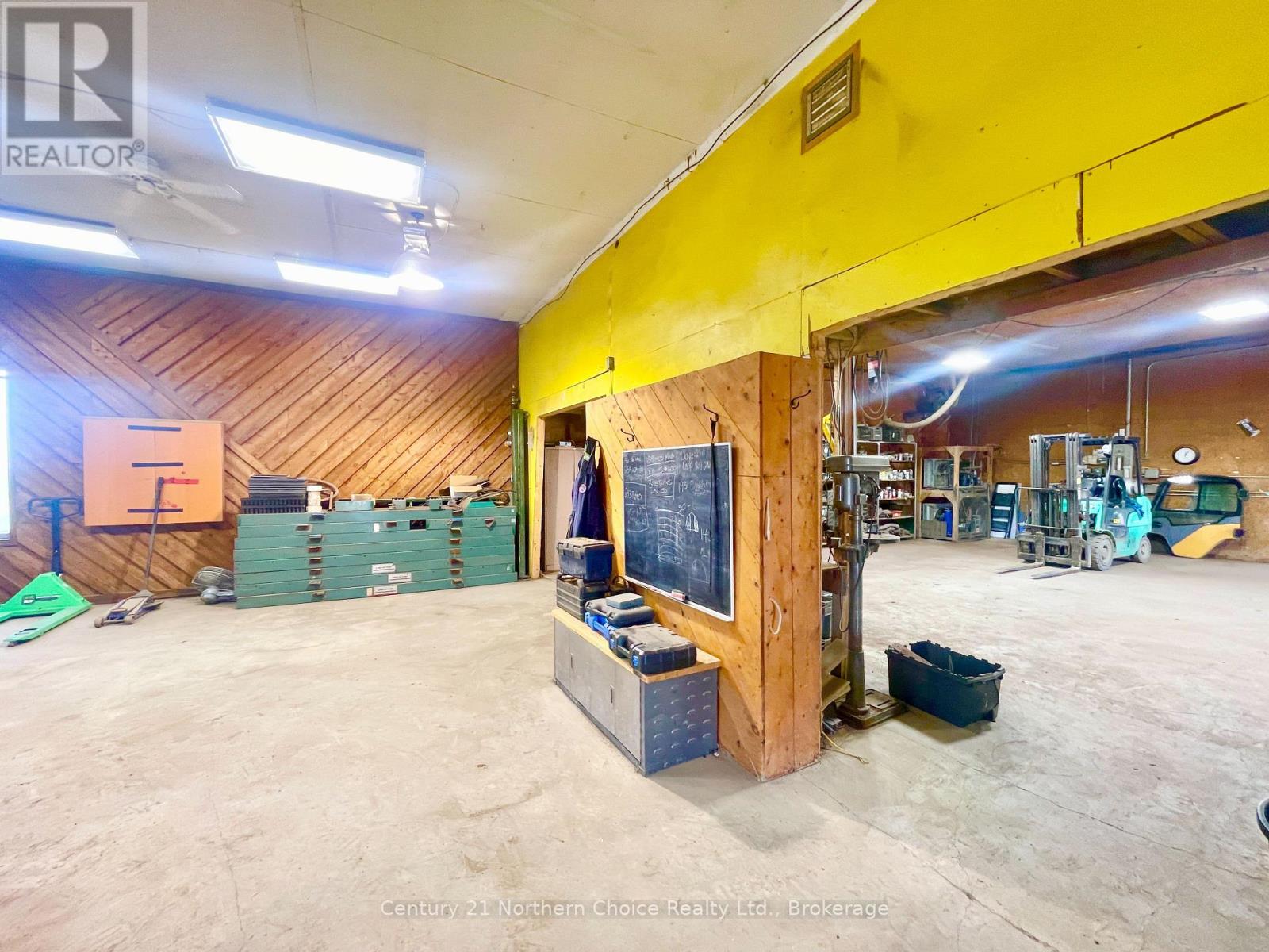 1207 594 Highway Property Photo 43
