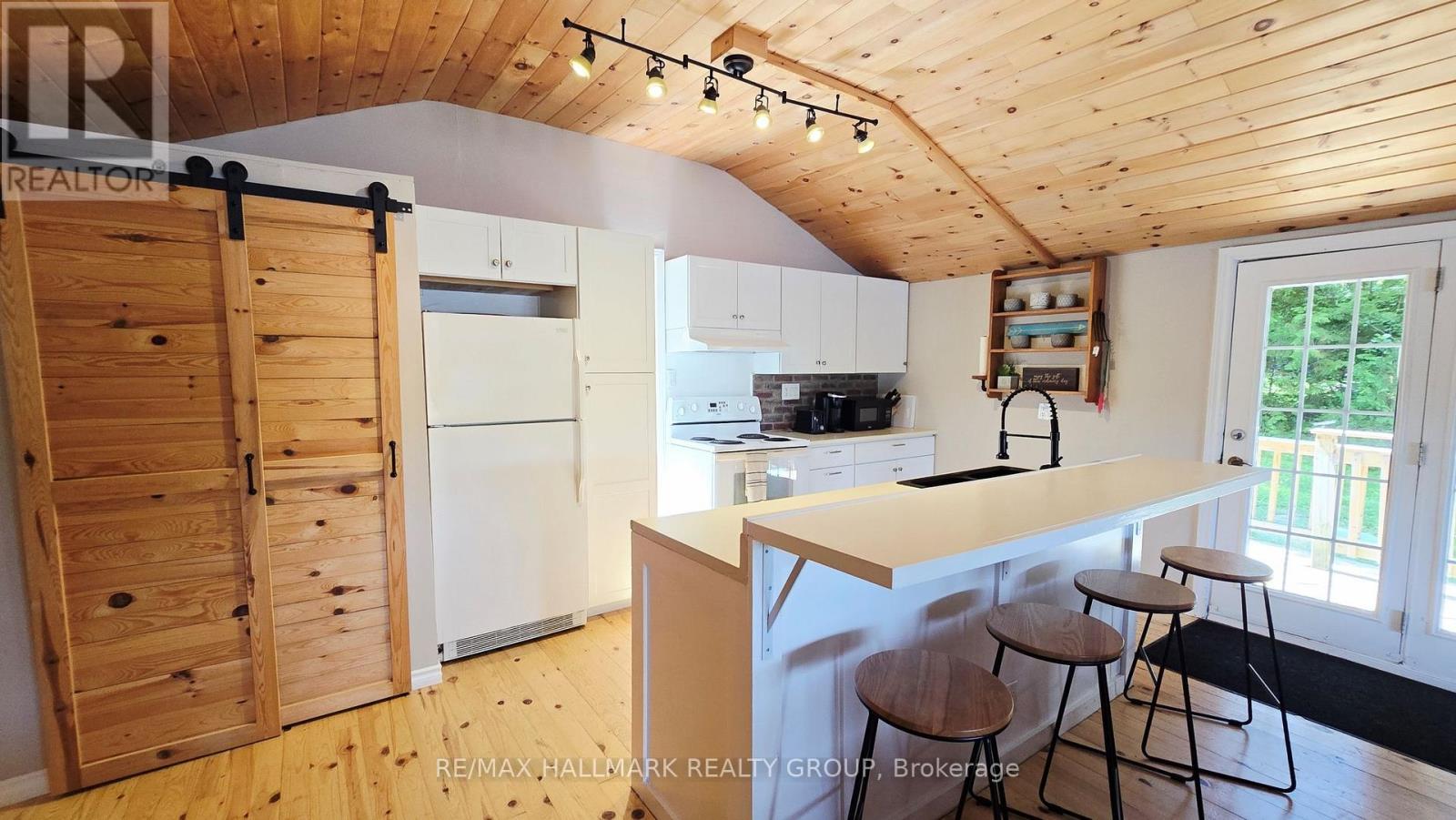 4614 Northwoods Drive Property Photo 16