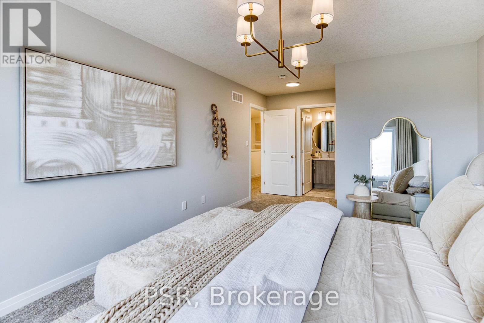 200 Rivergreen Crescent Property Photo 5