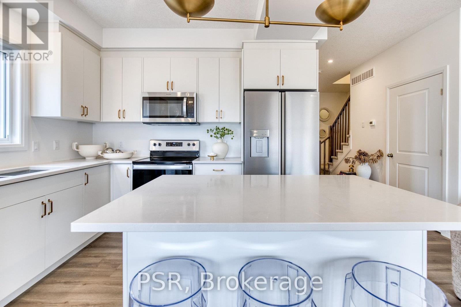 200 Rivergreen Crescent Property Photo 26