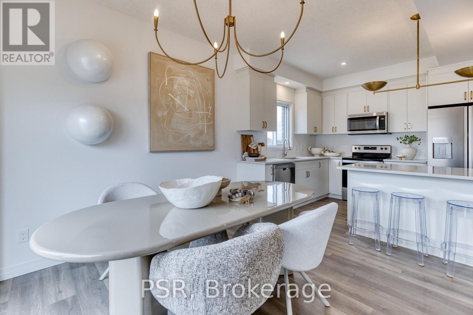 200 Rivergreen Crescent Property Photo 33