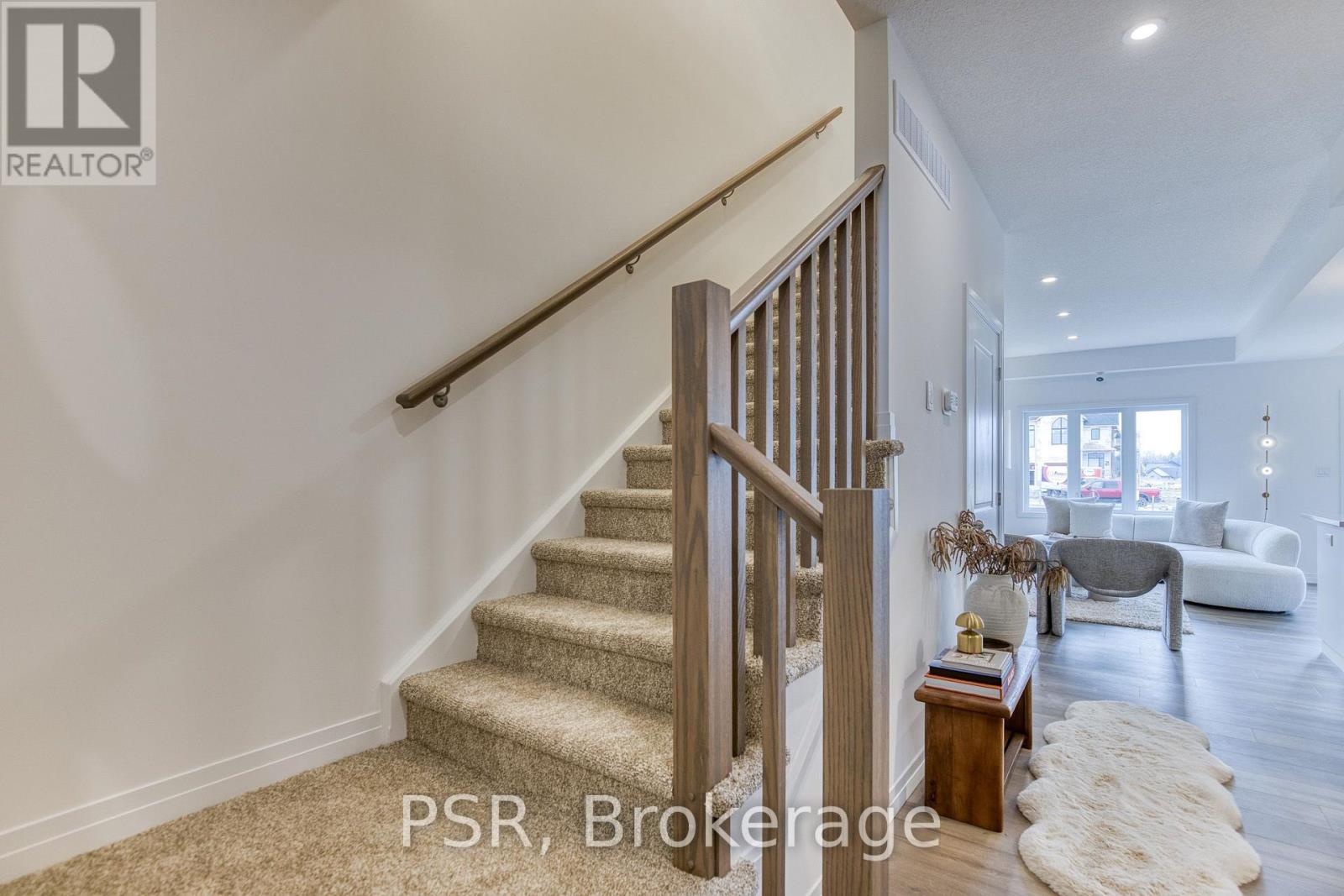 200 Rivergreen Crescent Property Photo 46