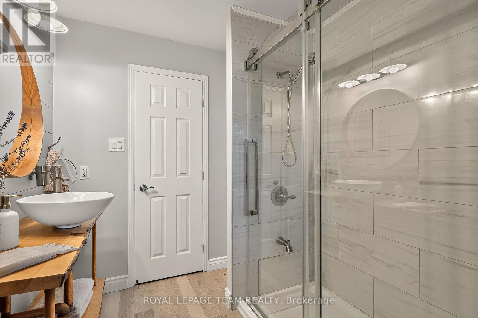 1255 Remington Way Property Photo 24