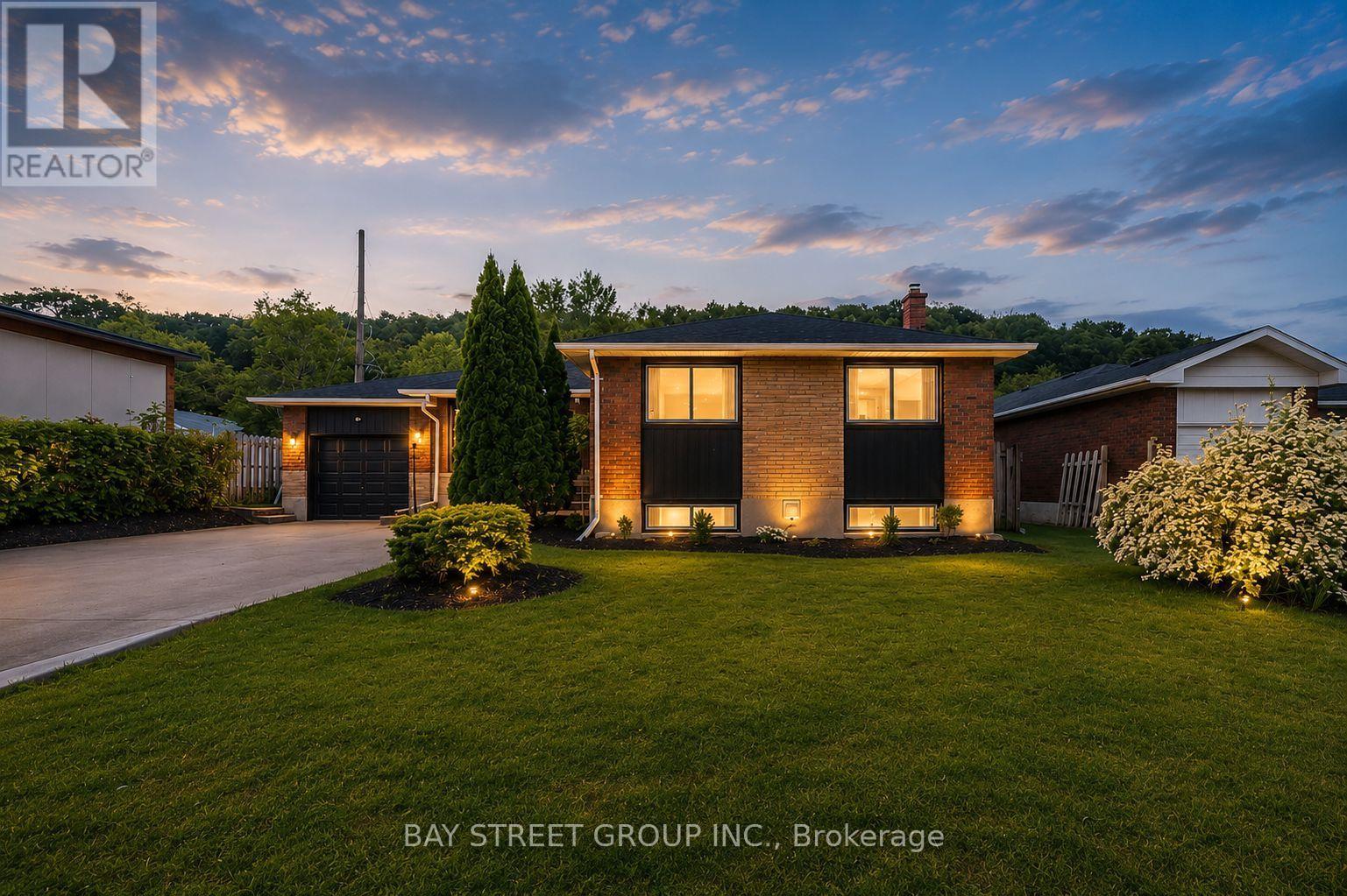 8 GLENBARR ROAD Property Photo 1