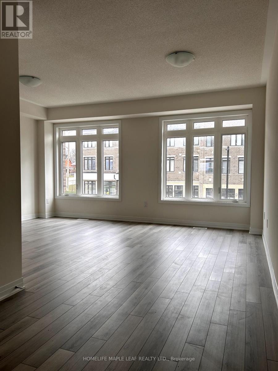 207 - 585 Colborne Street Property Photo 3