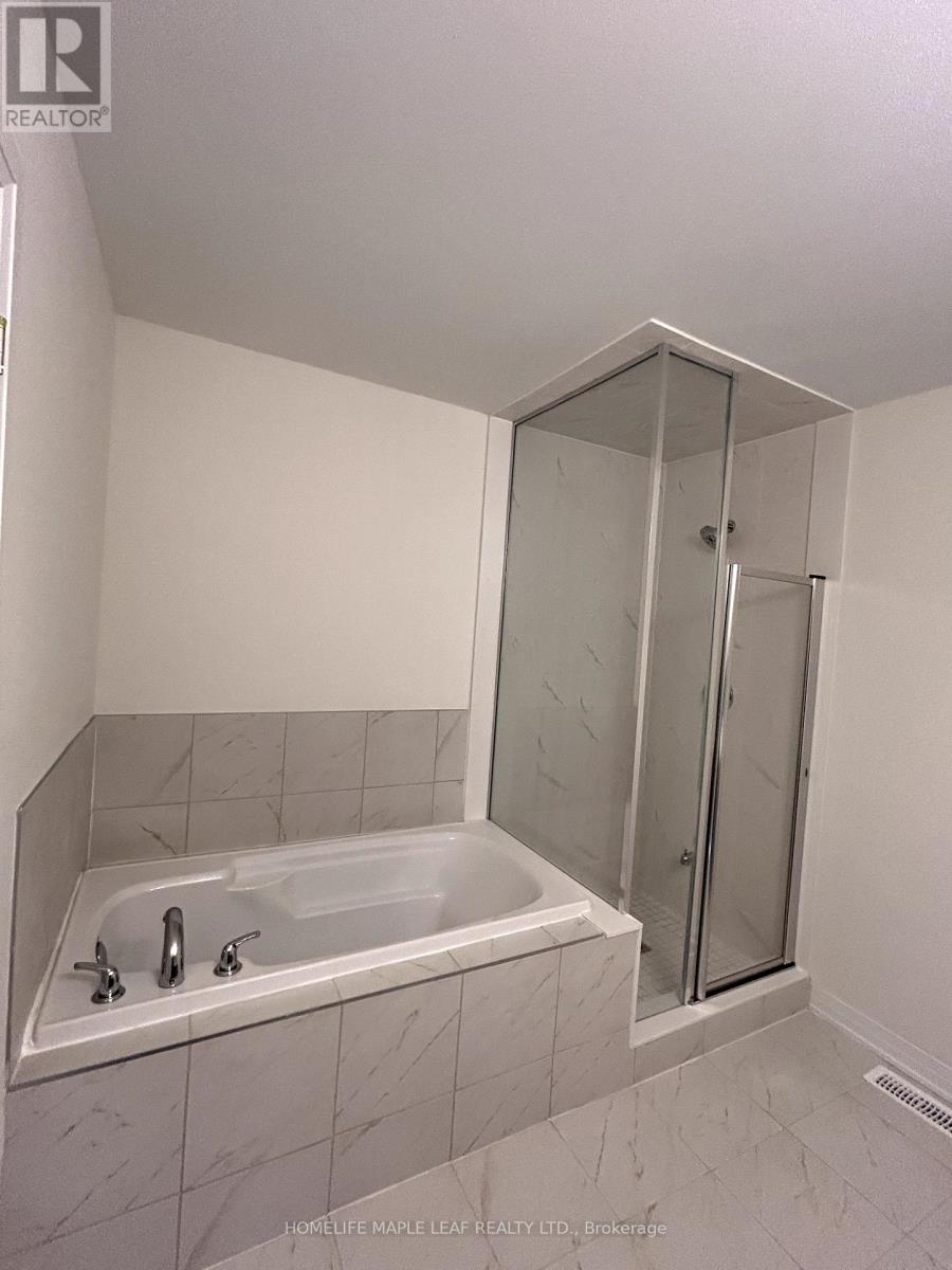 207 - 585 Colborne Street Property Photo 17