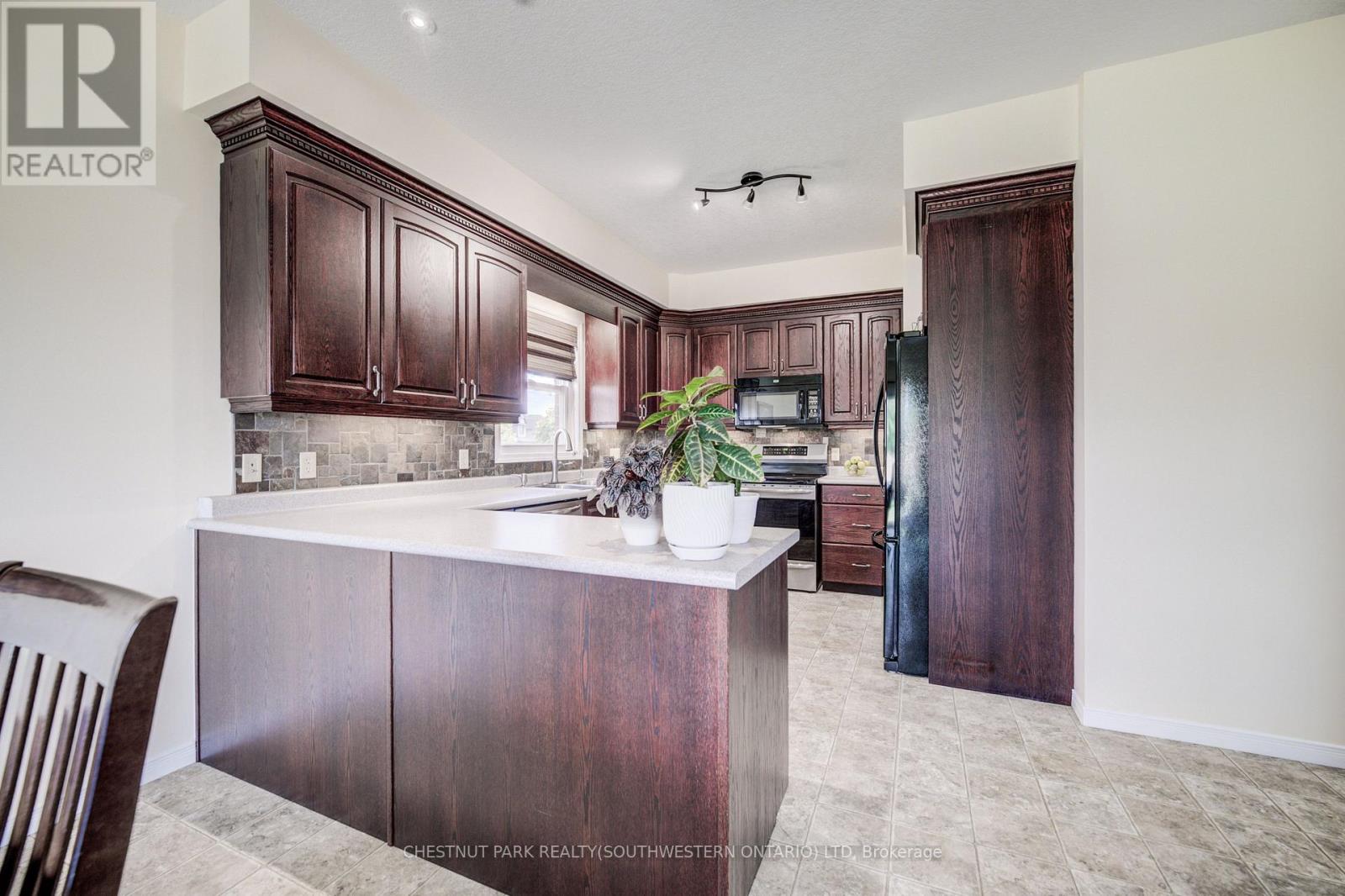 64 Kropf Drive Property Photo 12
