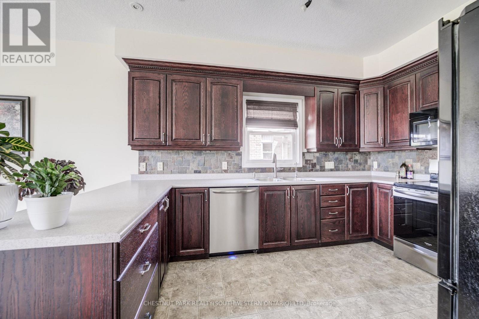 64 Kropf Drive Property Photo 17